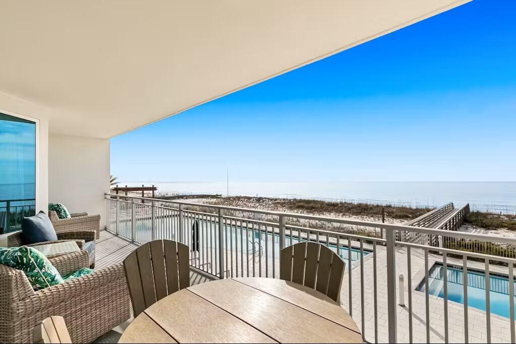 BLU Condo - Residential