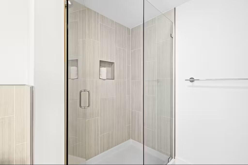 BLU Condo - Residential