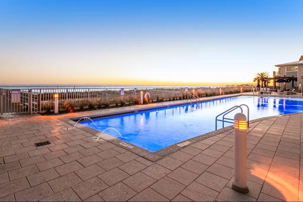 BLU Condo - Residential