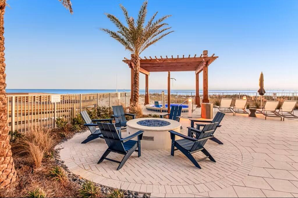 BLU Condo - Residential