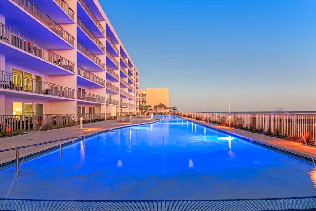 BLU Condo - Residential