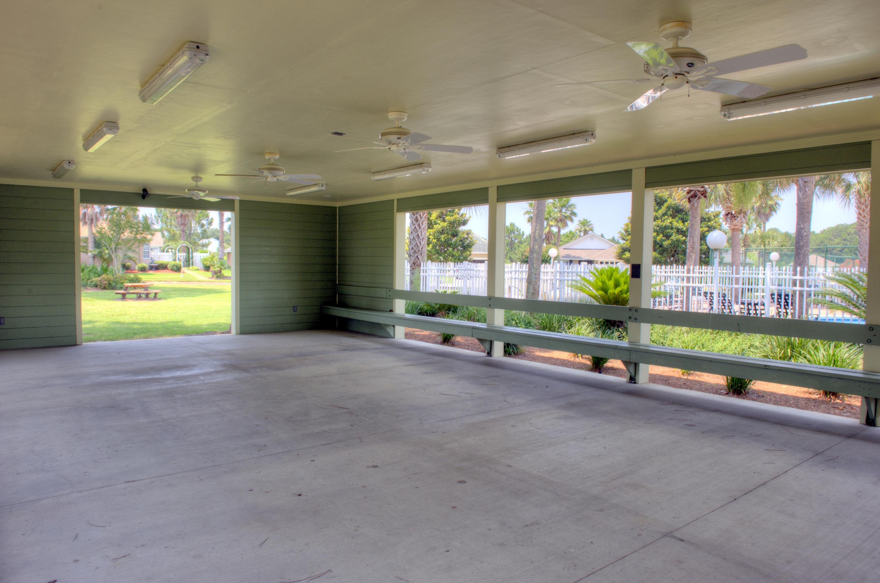 BAYSIDE - Residential