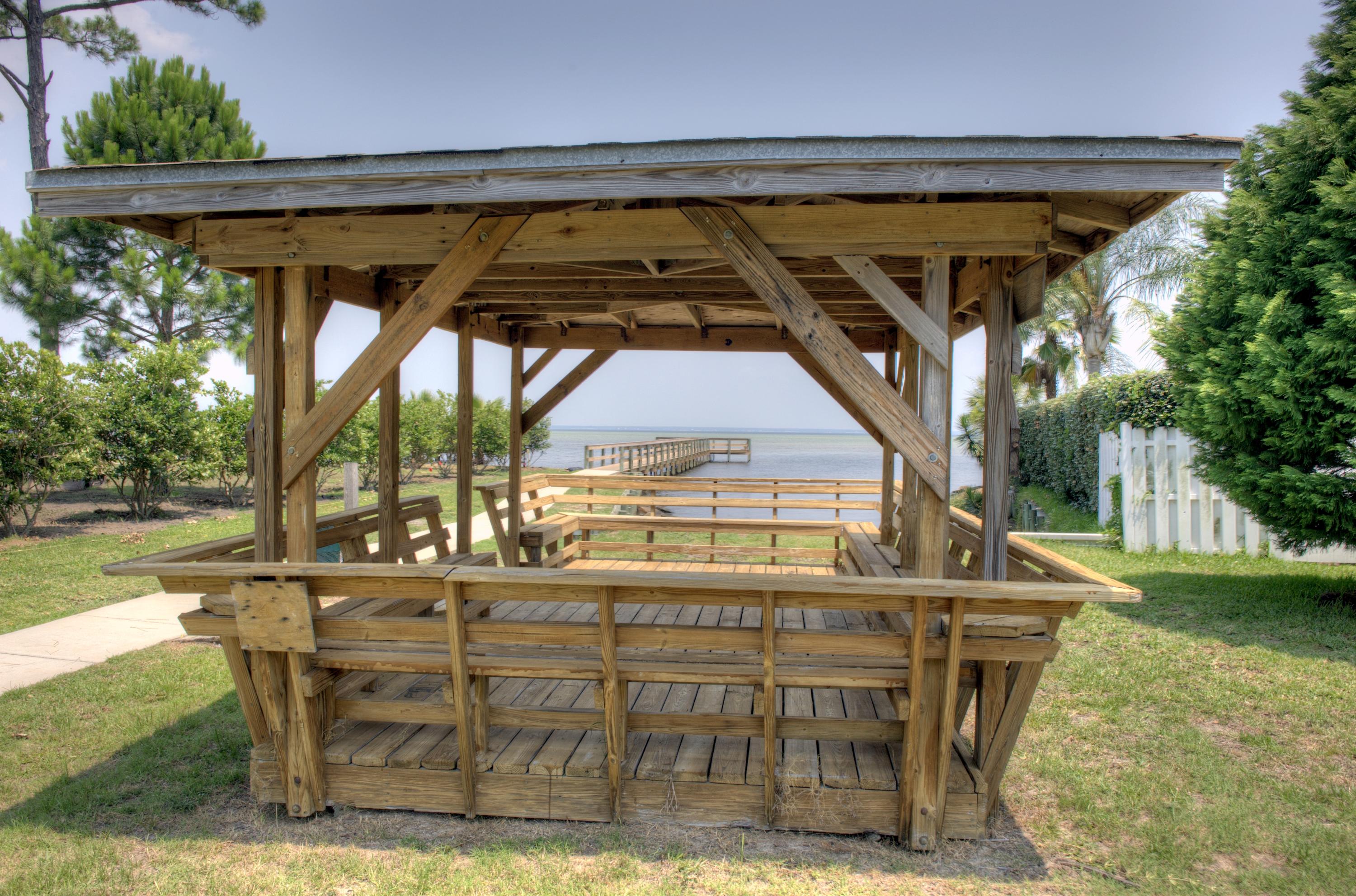 BAYSIDE - Residential