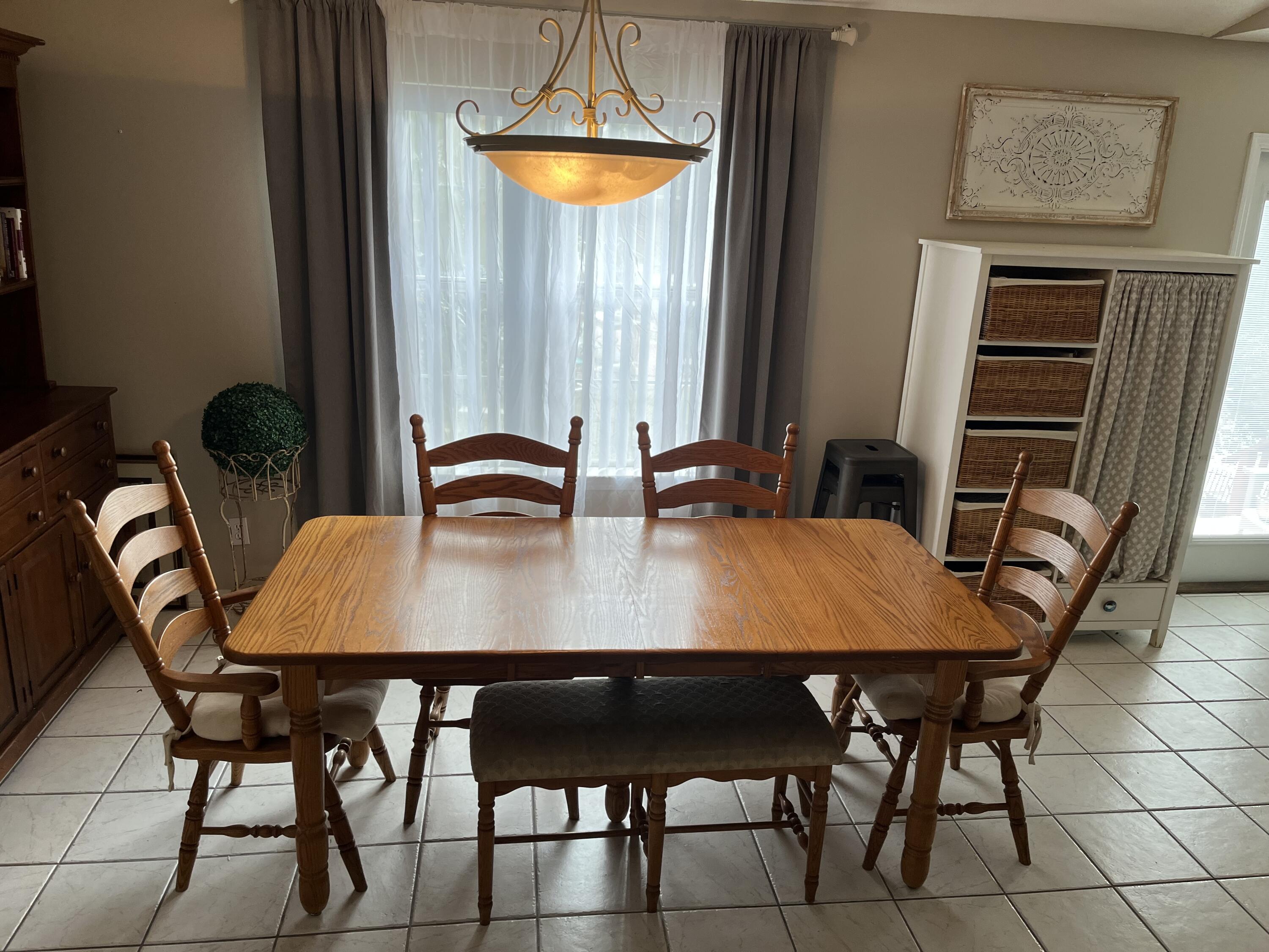 CREEKSIDE - Residential Lease