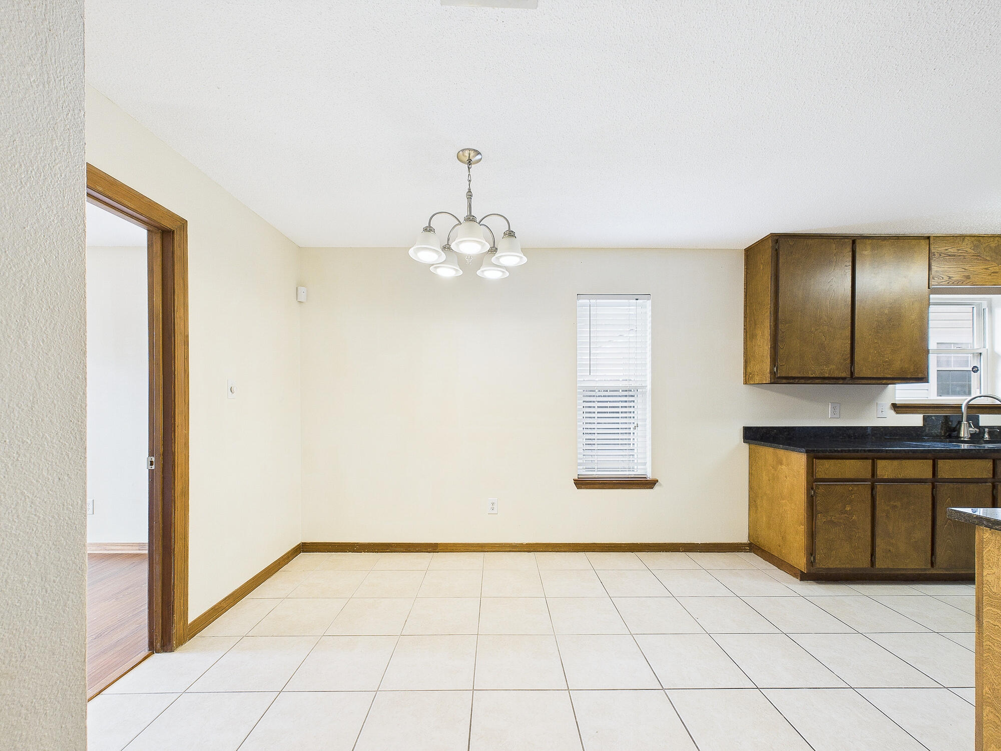 SUMMER HILLS LOT 10 - Residential