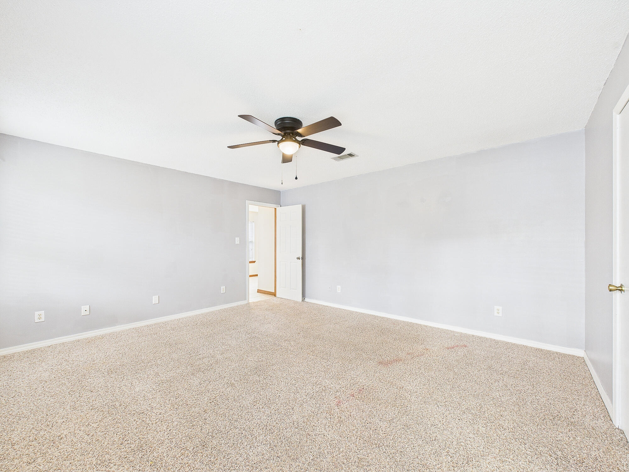 SUMMER HILLS LOT 10 - Residential