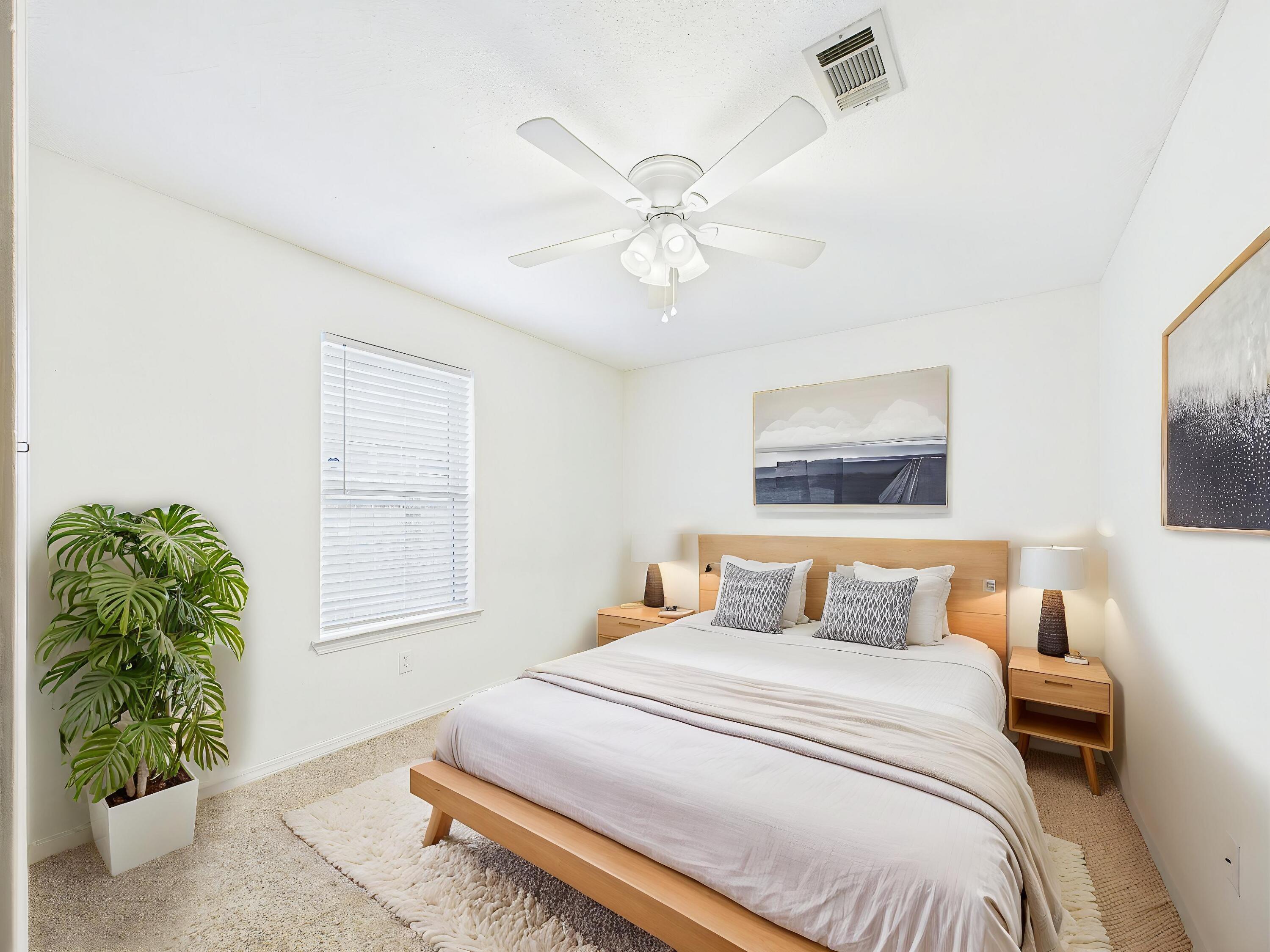 SUMMER HILLS LOT 10 - Residential