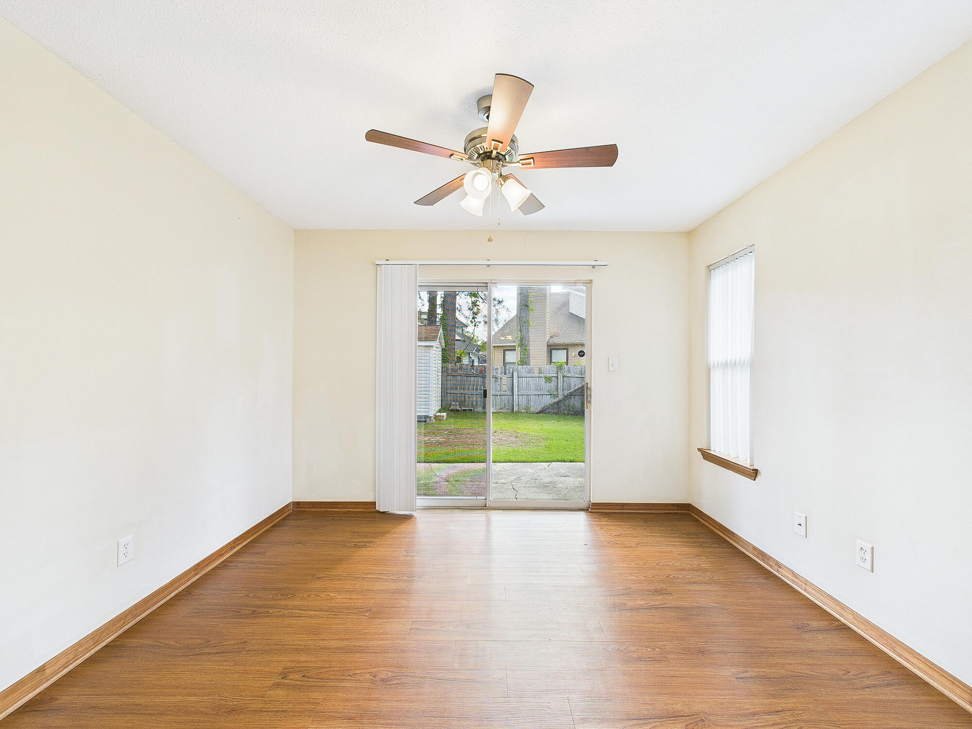 SUMMER HILLS LOT 10 - Residential