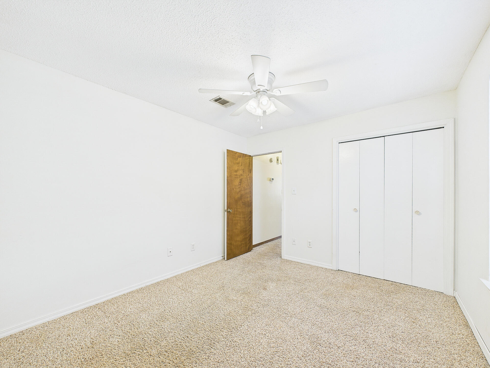 SUMMER HILLS LOT 10 - Residential