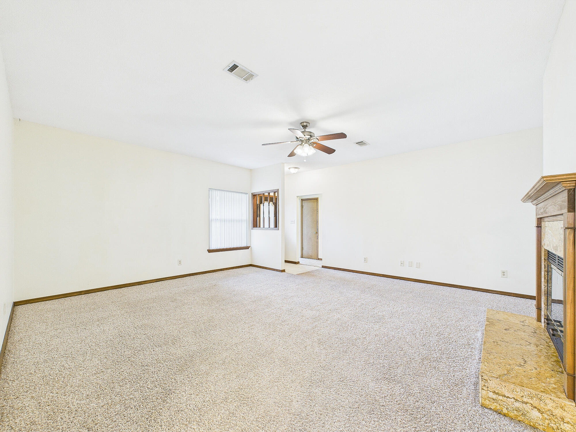 SUMMER HILLS LOT 10 - Residential