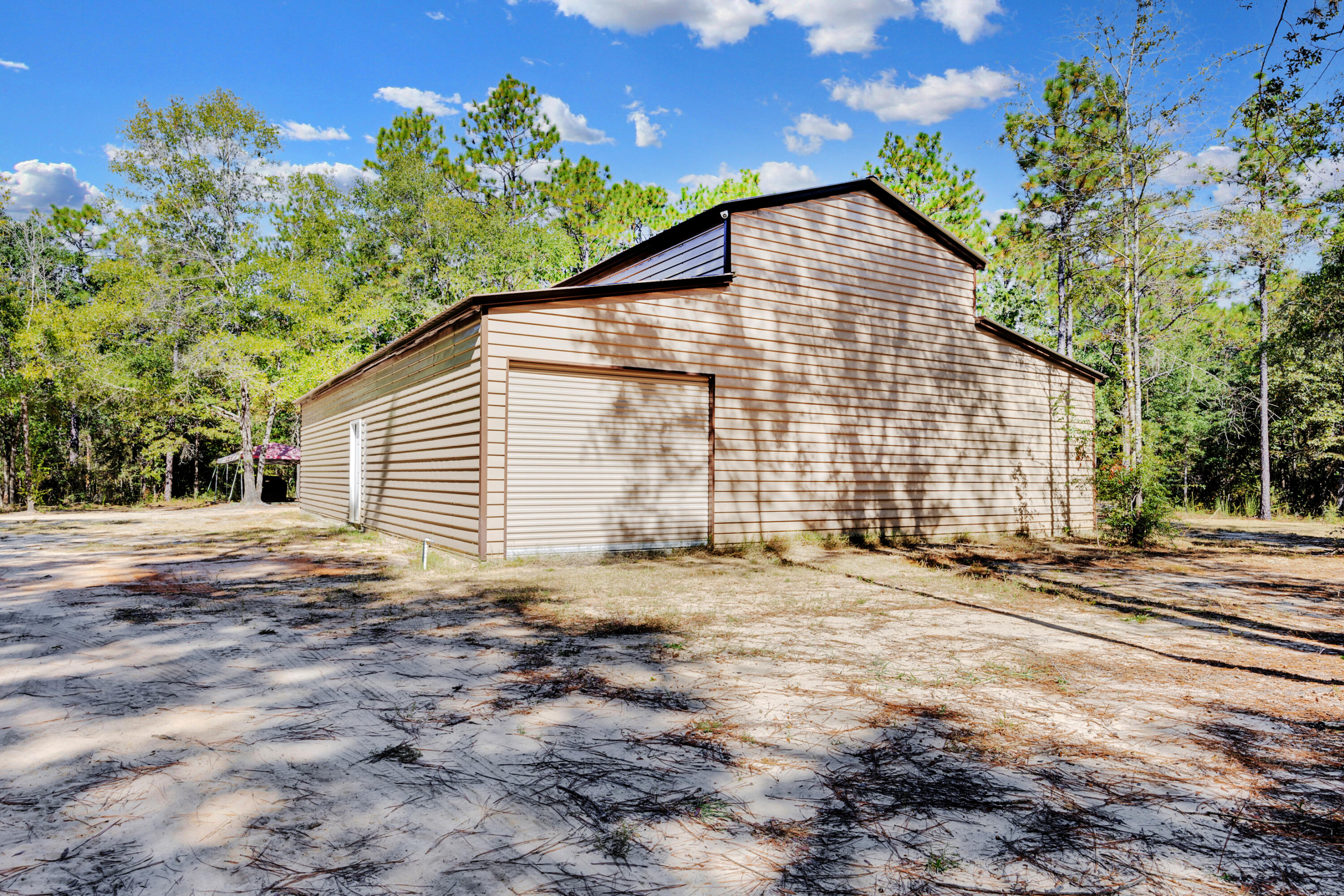 NORTH SUPERGROUP (221000.00) - Farm