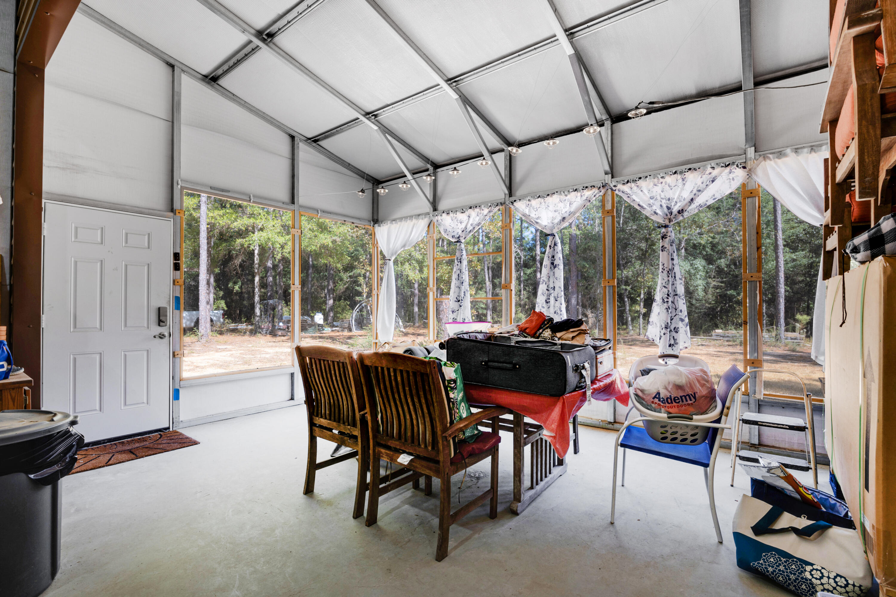 NORTH SUPERGROUP (221000.00) - Farm