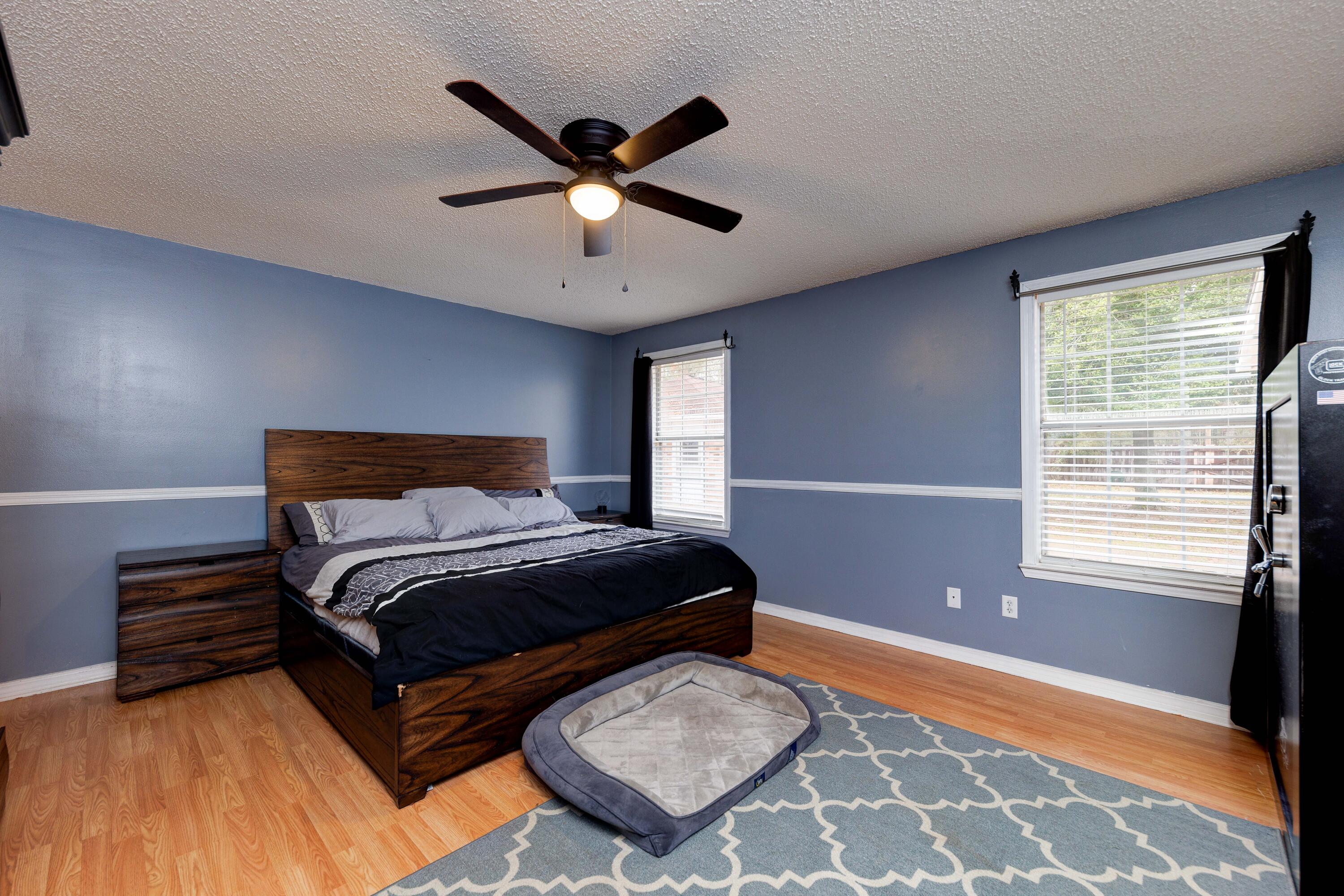 COUNTRYVIEW EST 4TH PH II LOT 8 - Residential