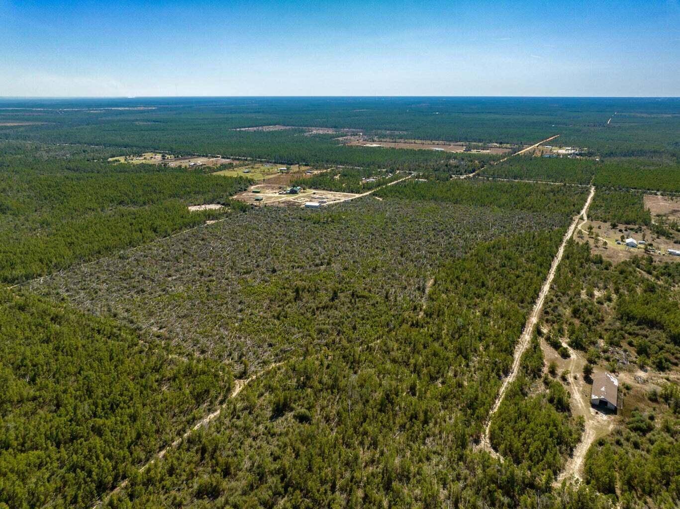 NO RECORDED SUBDIVISION - Land