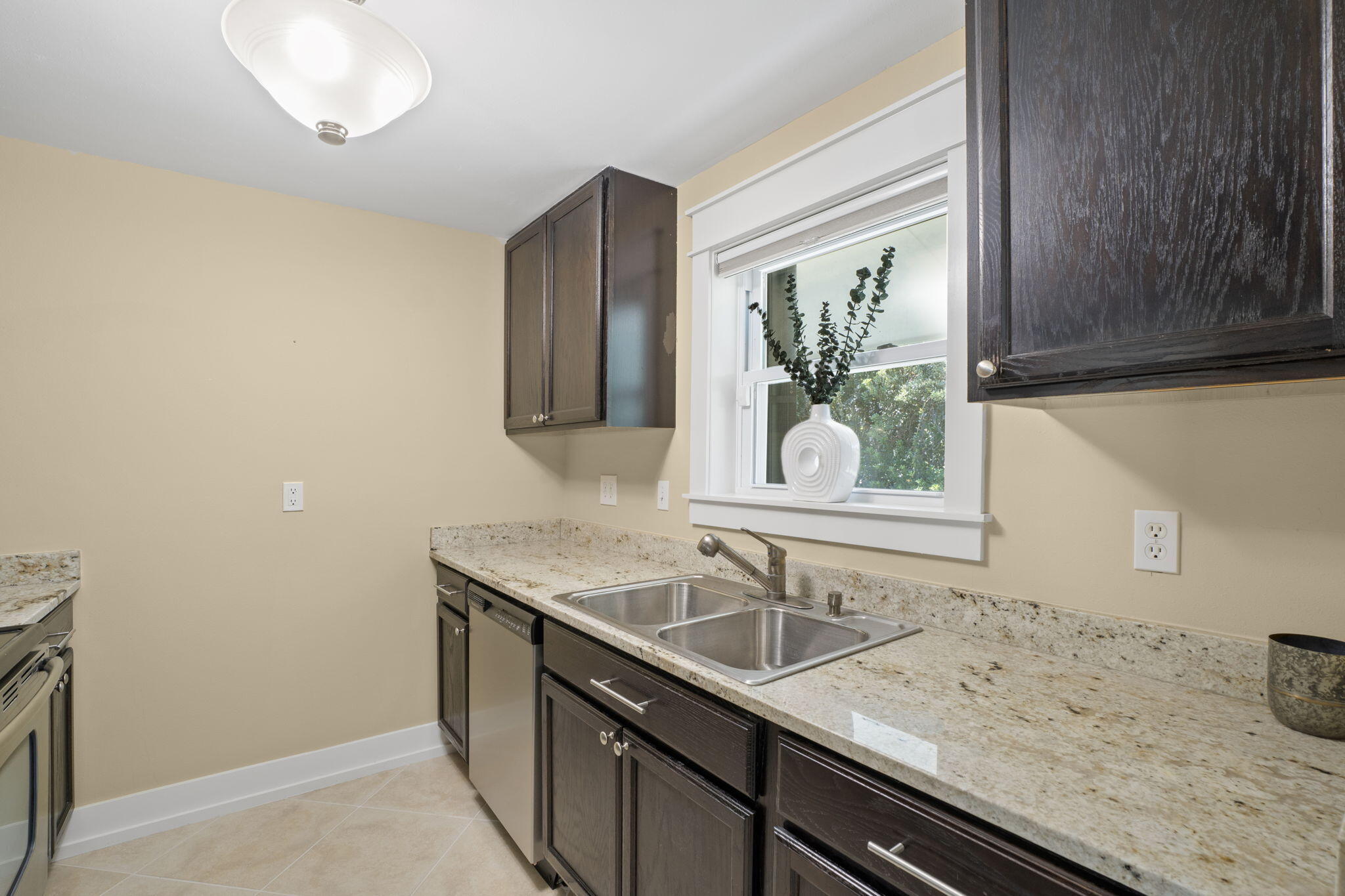 WYNNEHAVEN BEACH ESTATES - Residential