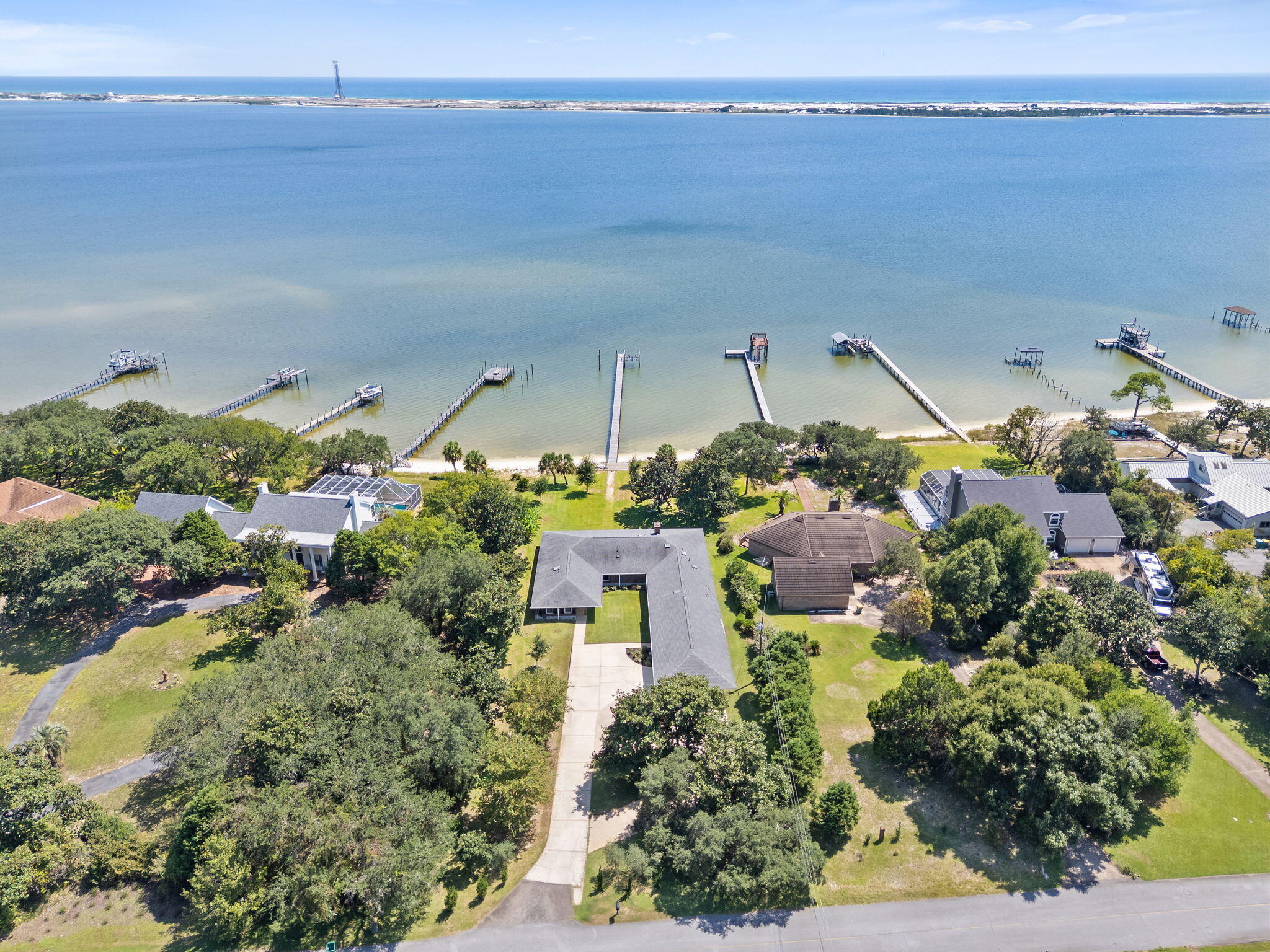 WYNNEHAVEN BEACH ESTATES - Residential