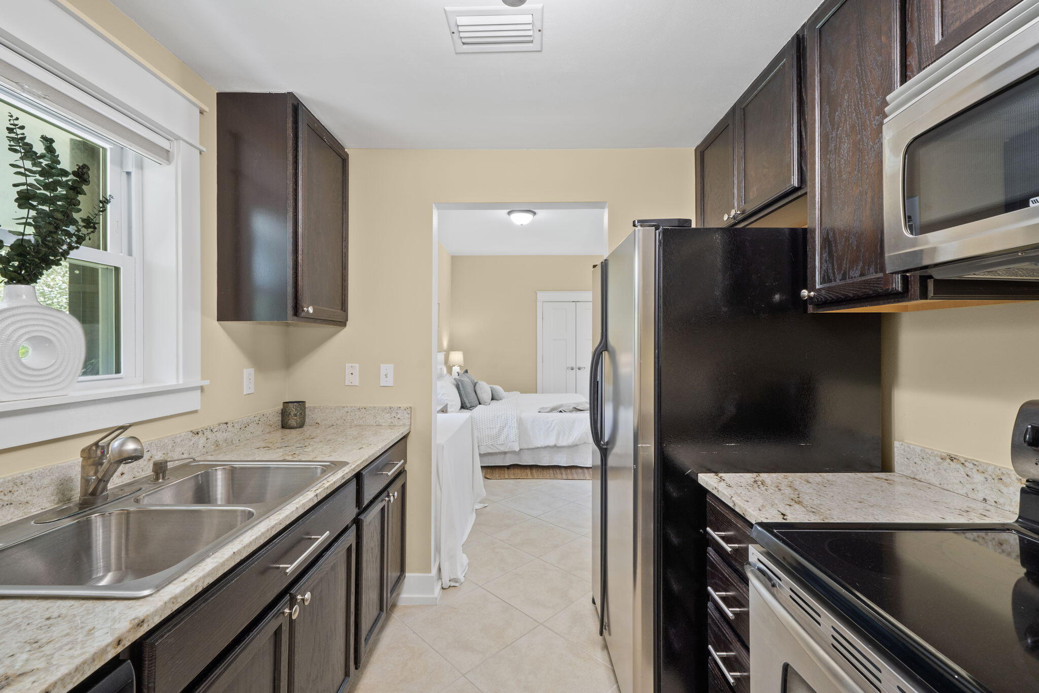 WYNNEHAVEN BEACH ESTATES - Residential