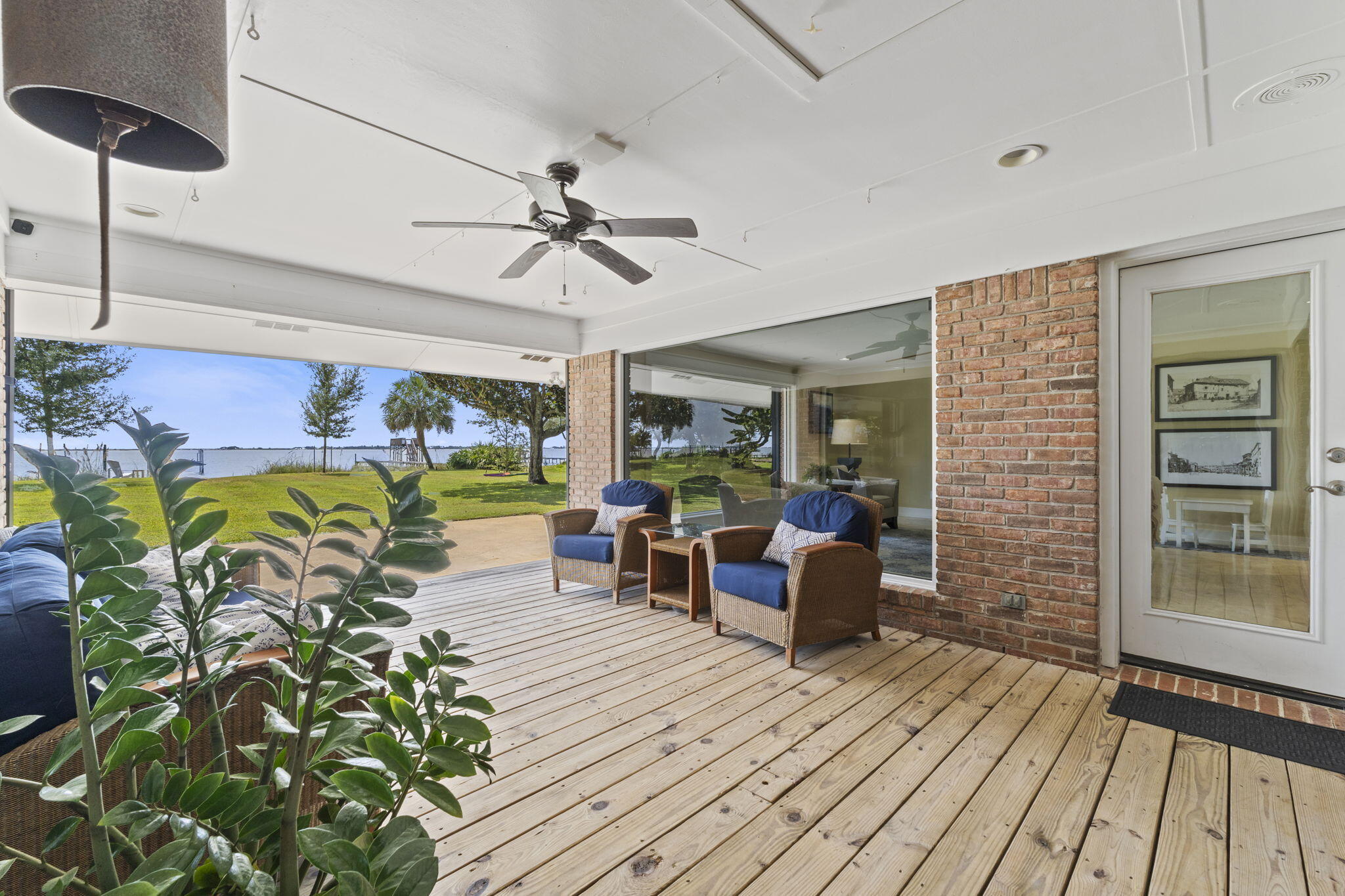 WYNNEHAVEN BEACH ESTATES - Residential