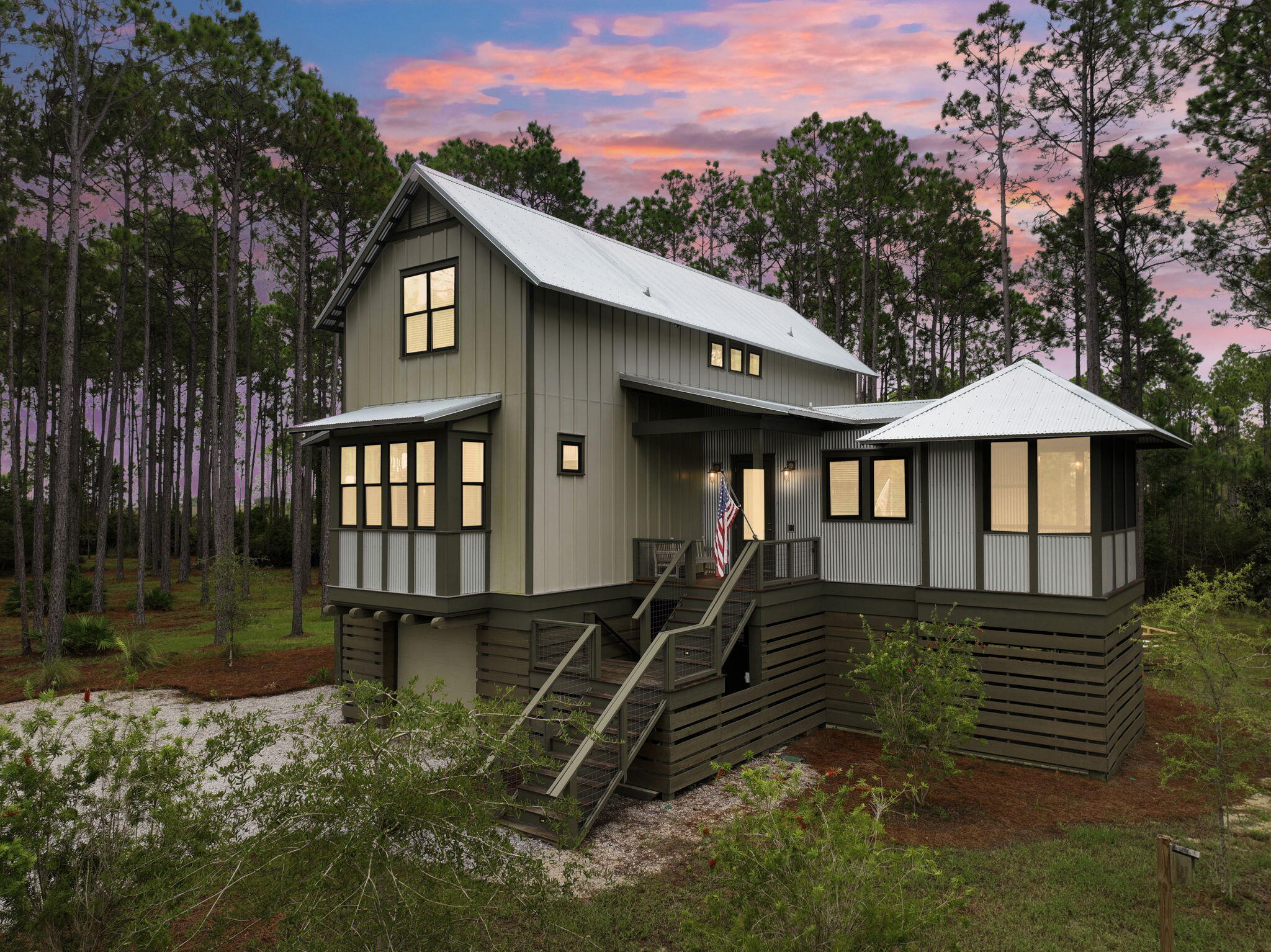 RIVERCAMPS ON CROOKED CREEK - Residential