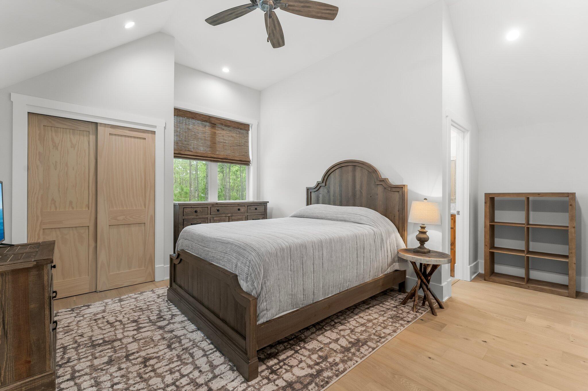 RIVERCAMPS ON CROOKED CREEK - Residential