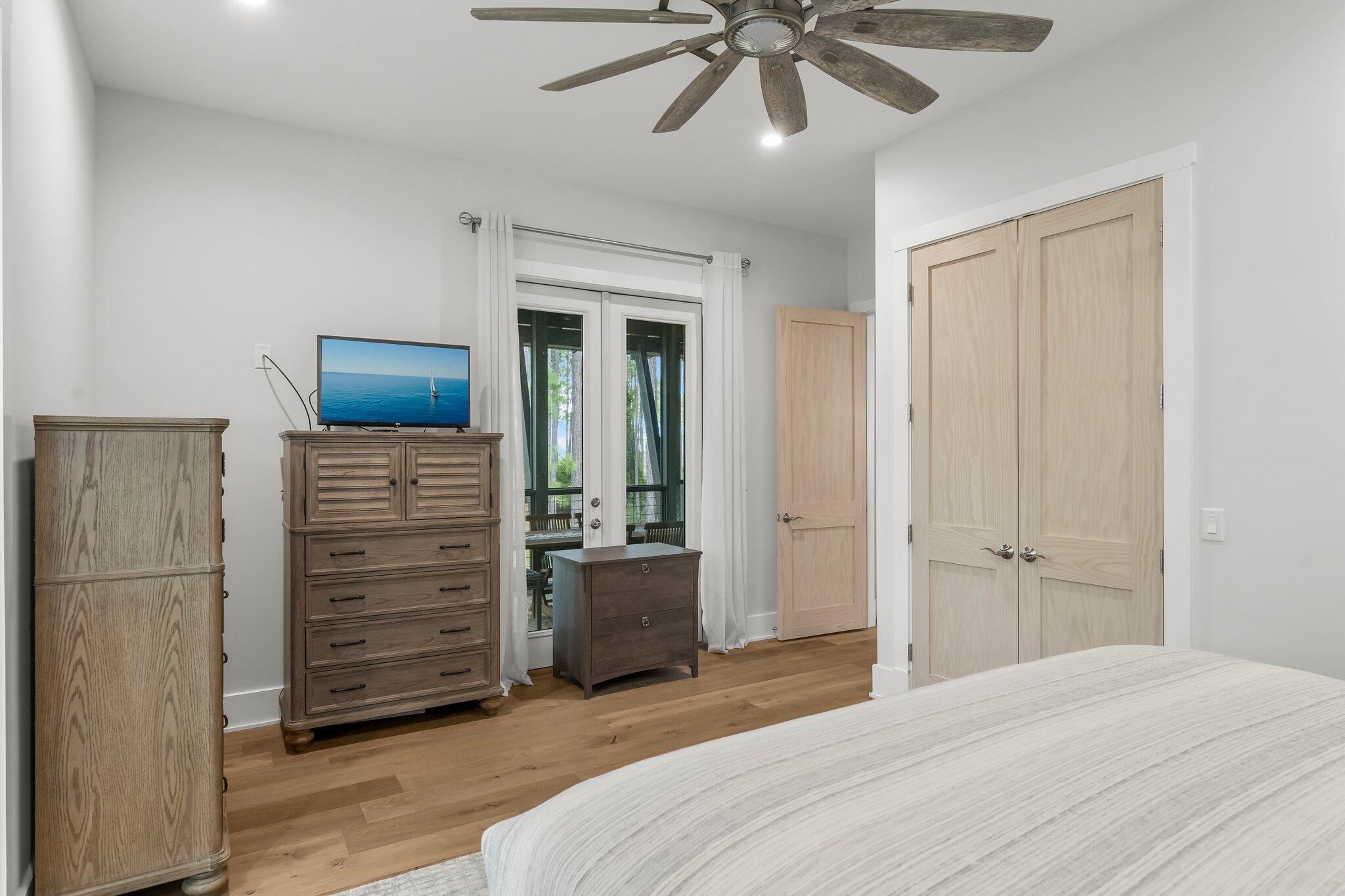 RIVERCAMPS ON CROOKED CREEK - Residential