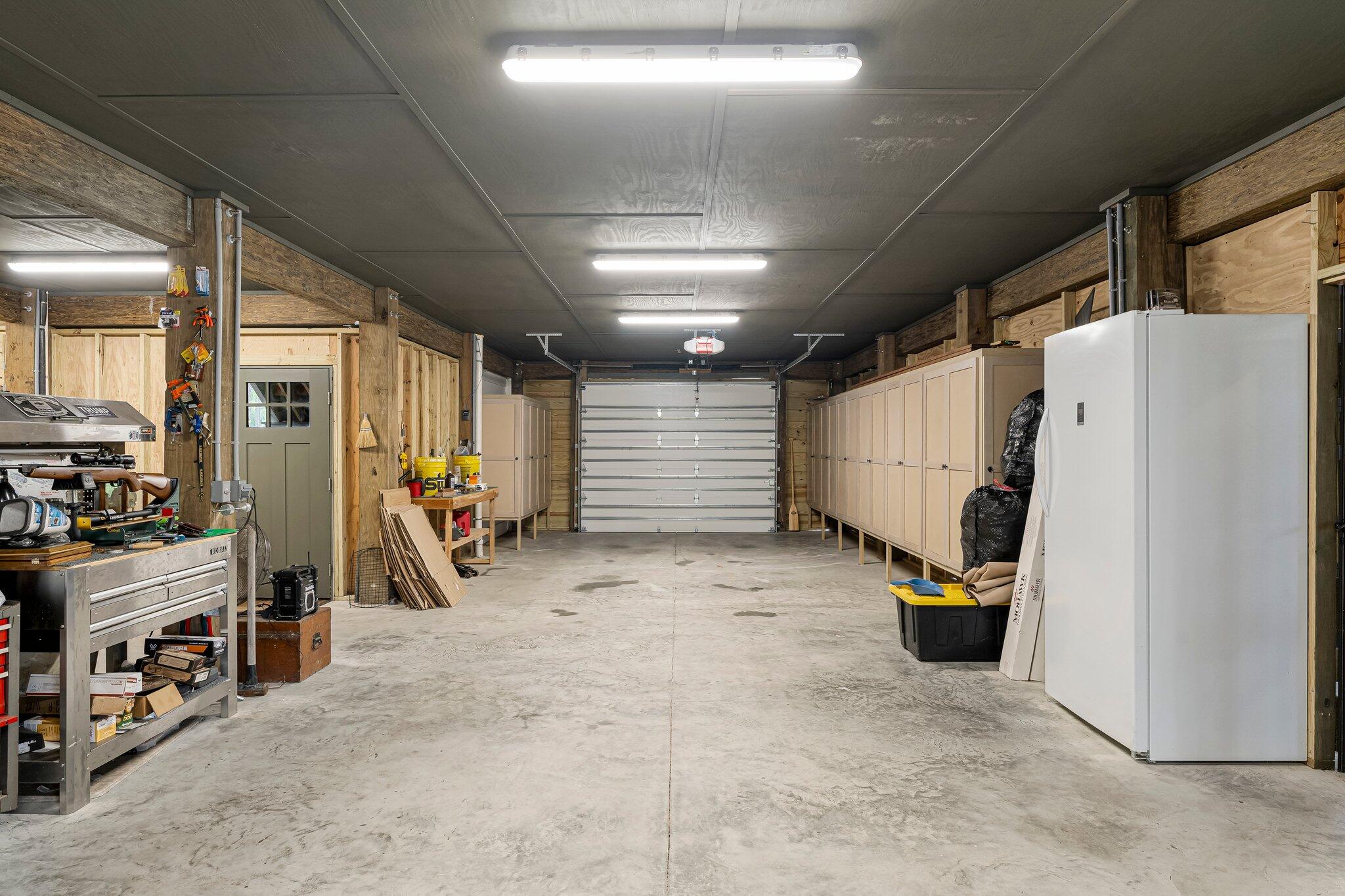 RIVERCAMPS ON CROOKED CREEK - Residential