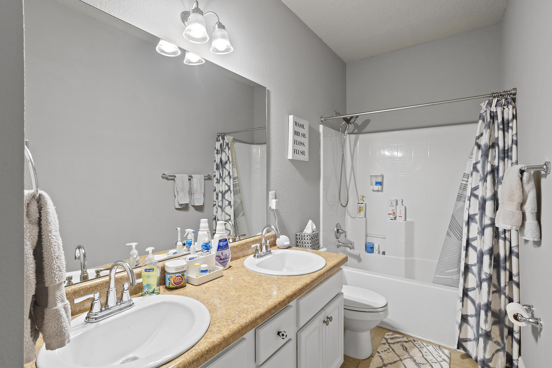 PEACH CREEK PH 1 - Residential