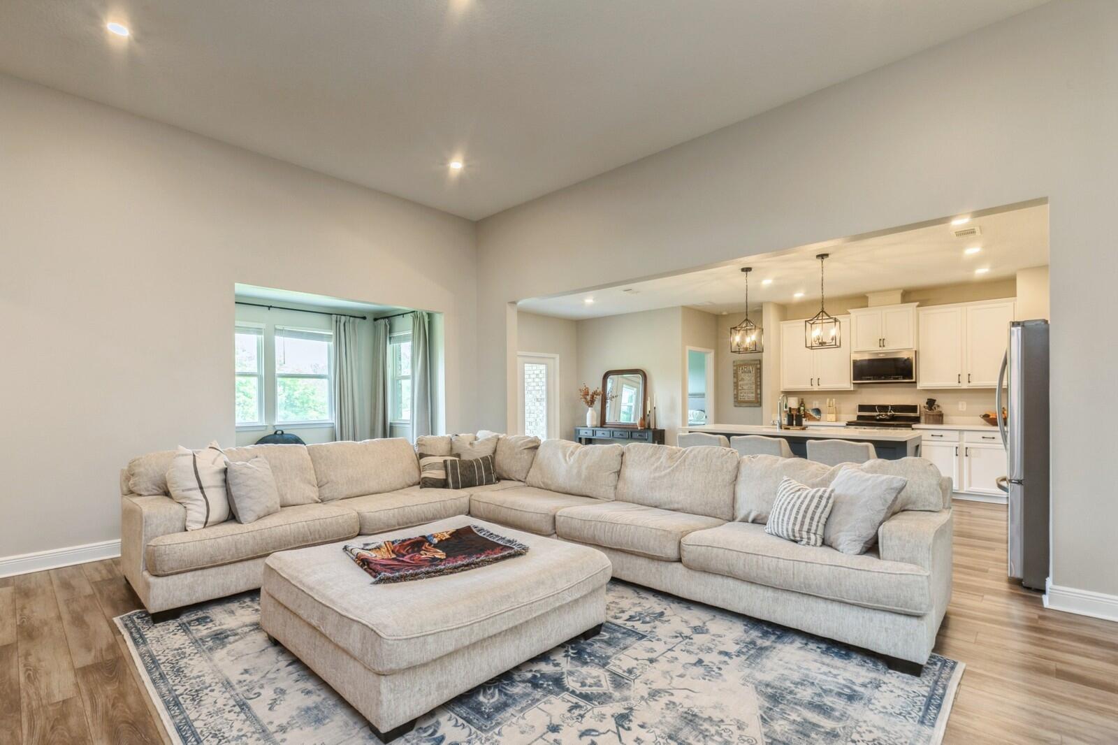 HAMMOCK BAY - Residential