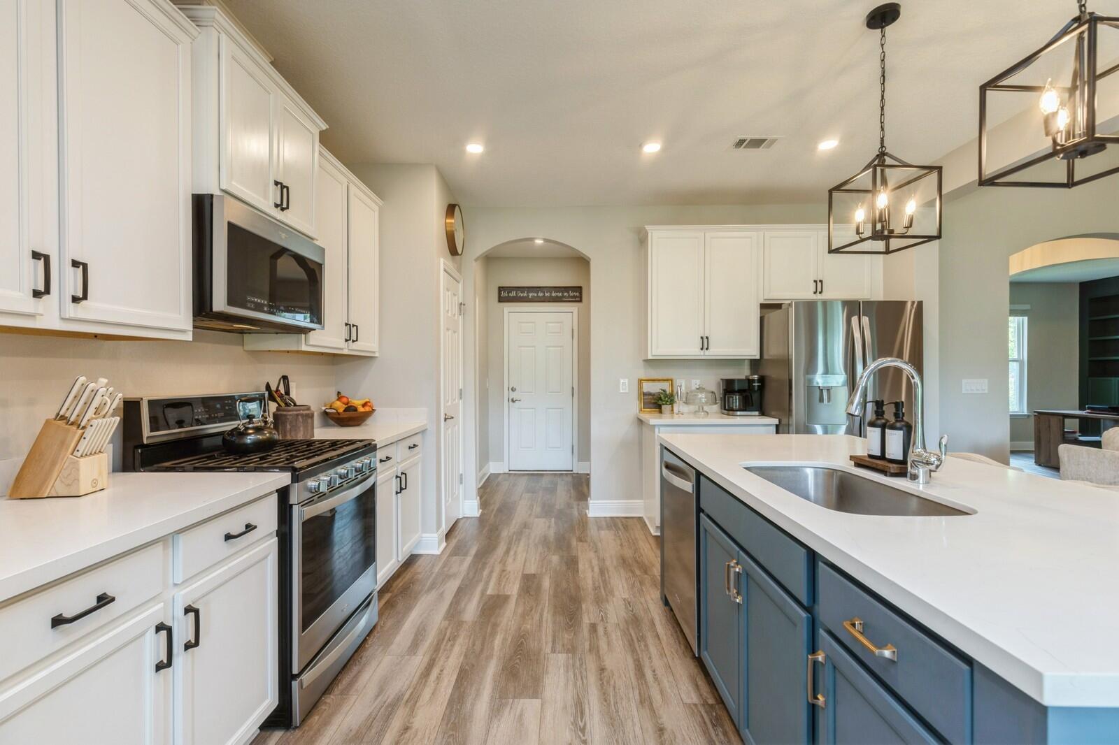HAMMOCK BAY - Residential