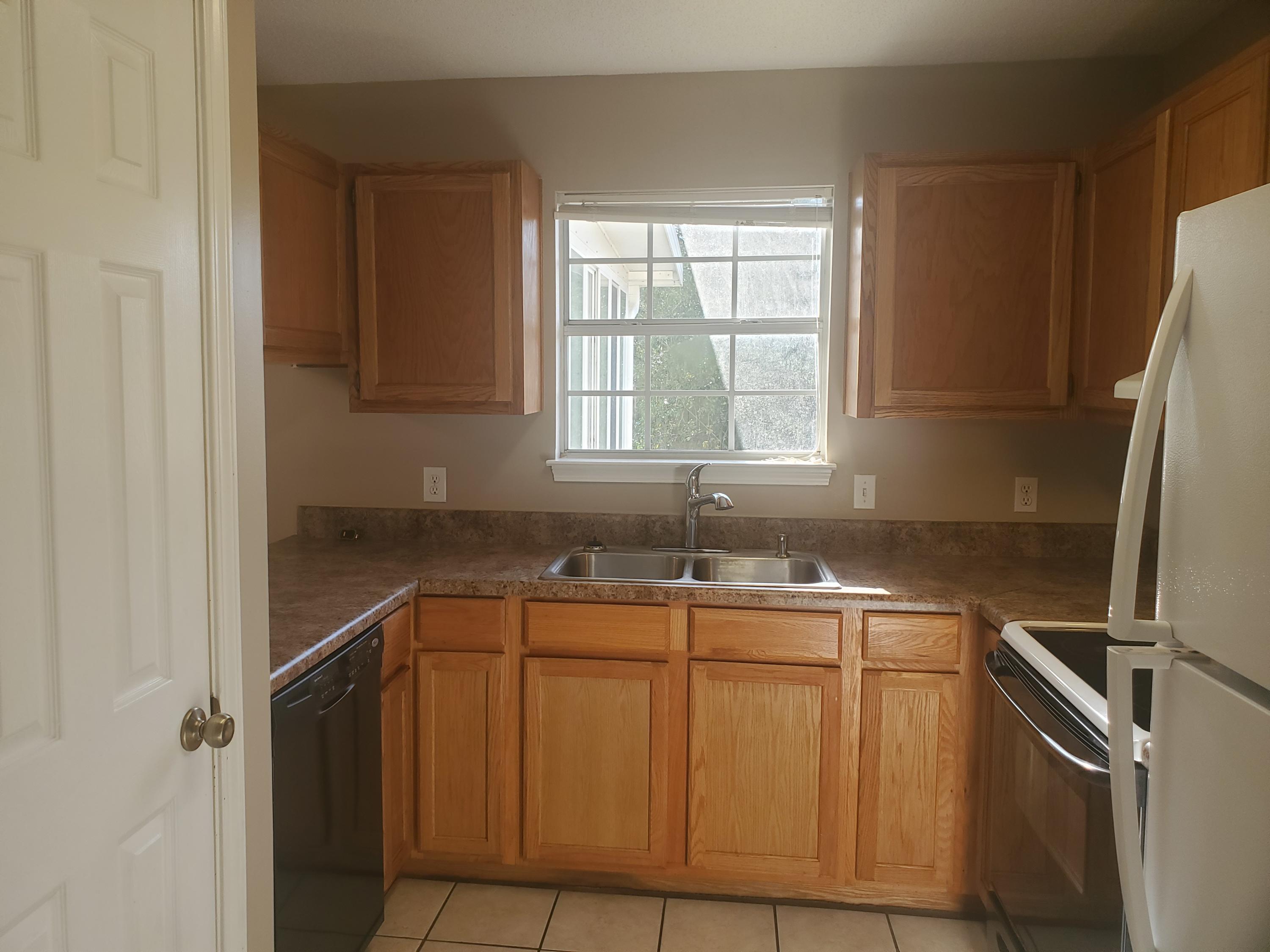 CARDINAL ESTATES - Residential