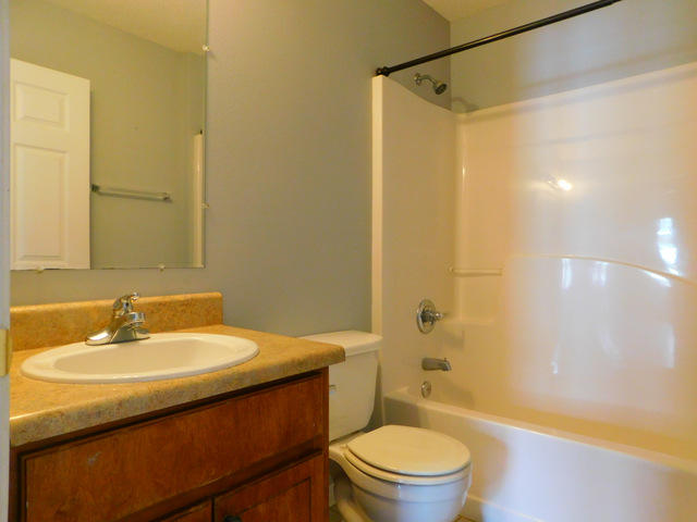 OAKDALE MINI FARMS - Residential