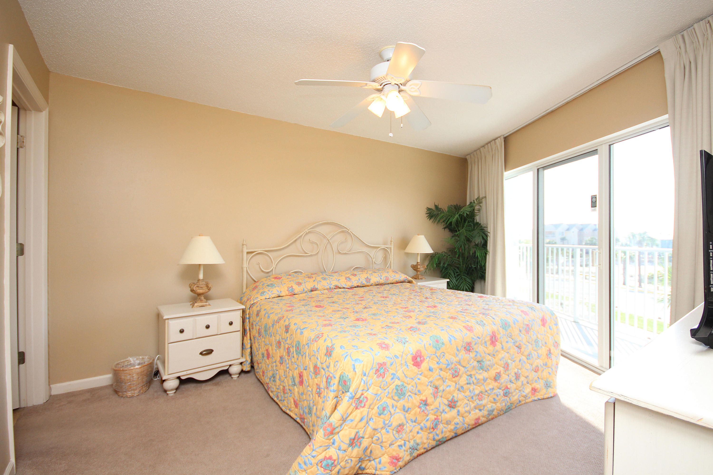 SEACREST CONDOMINIUMS - Residential