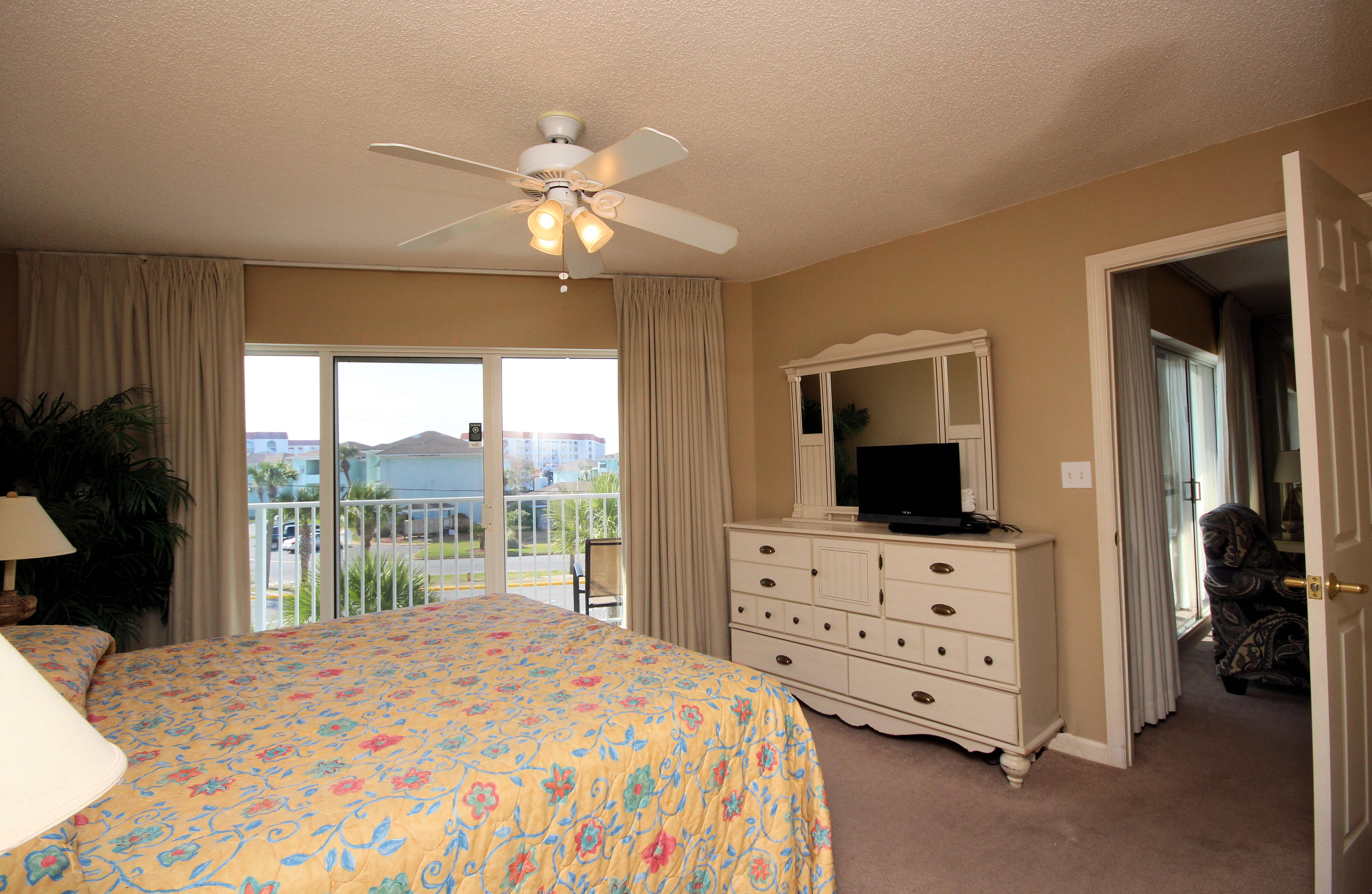 SEACREST CONDOMINIUMS - Residential