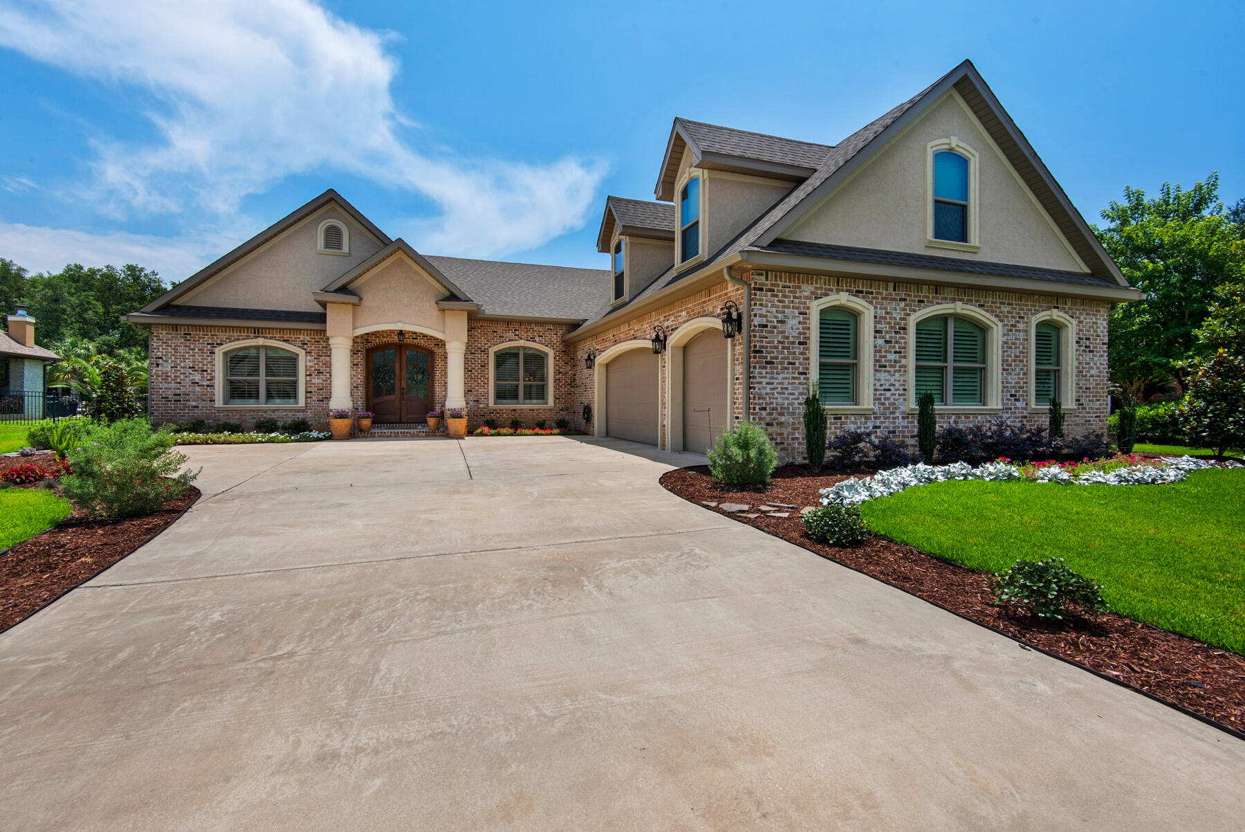 HIDDEN CREEK ESTATES AT HOLLEY BY THE SEA - Residential