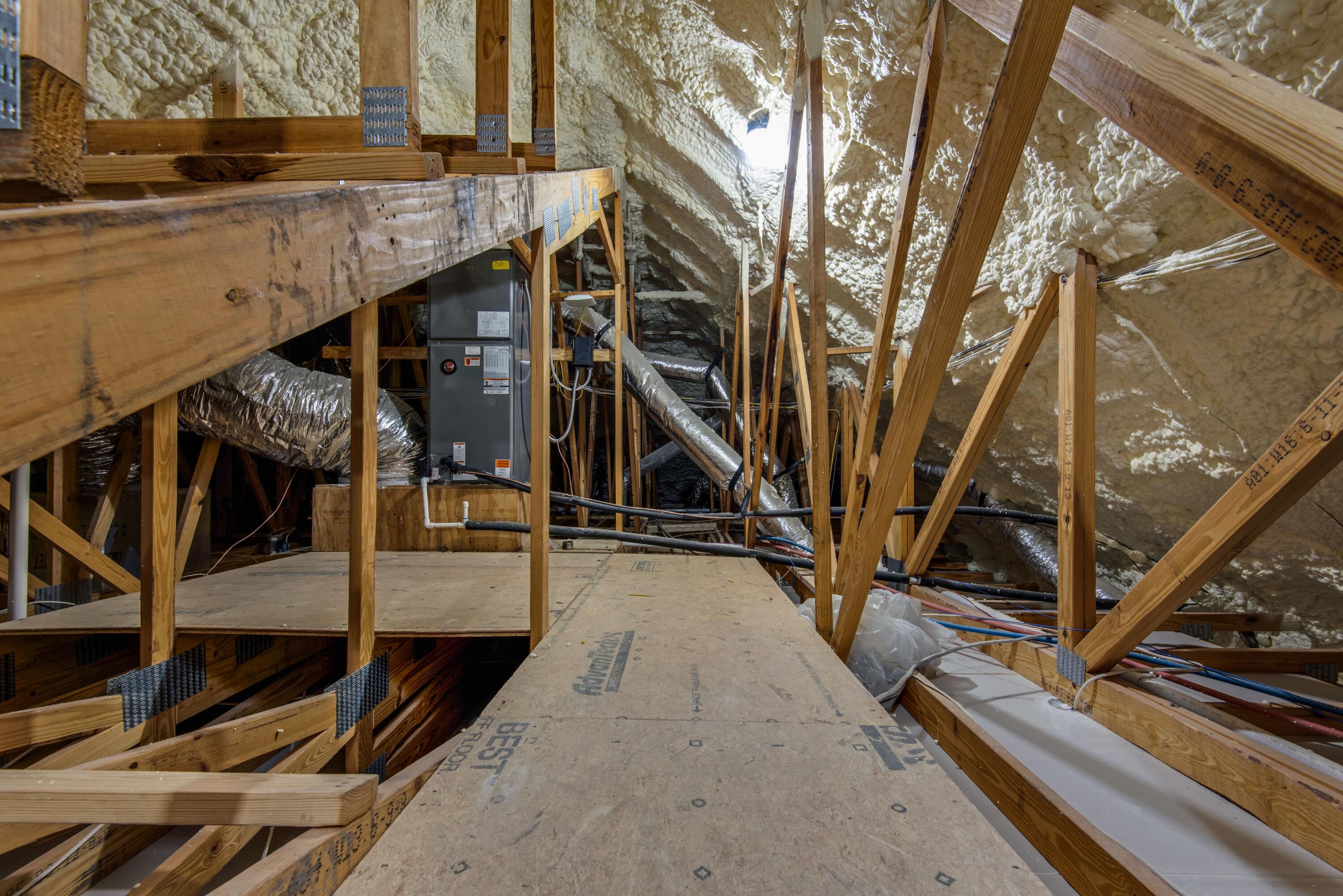 HIDDEN CREEK ESTATES AT HOLLEY BY THE SEA - Residential