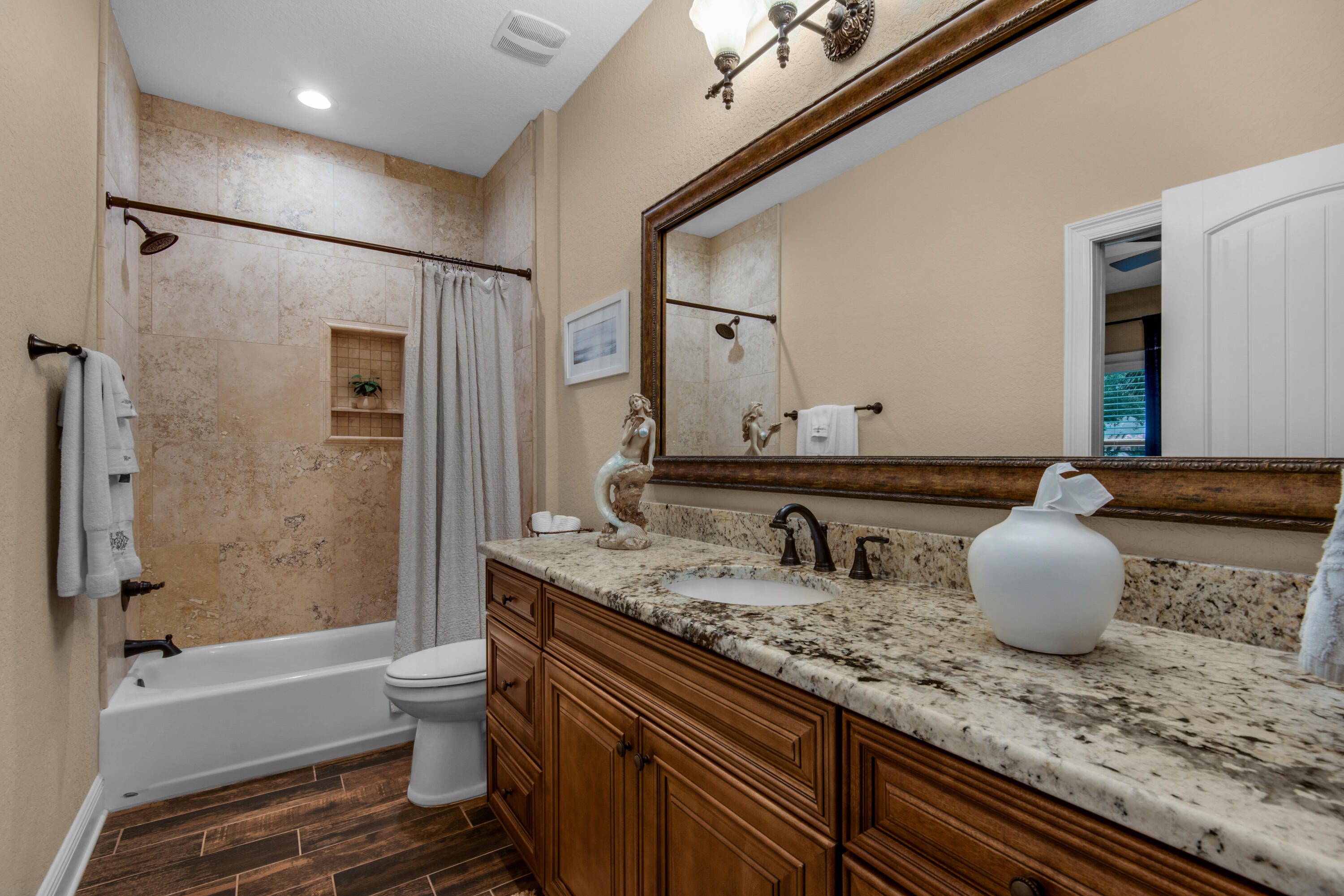 HIDDEN CREEK ESTATES AT HOLLEY BY THE SEA - Residential