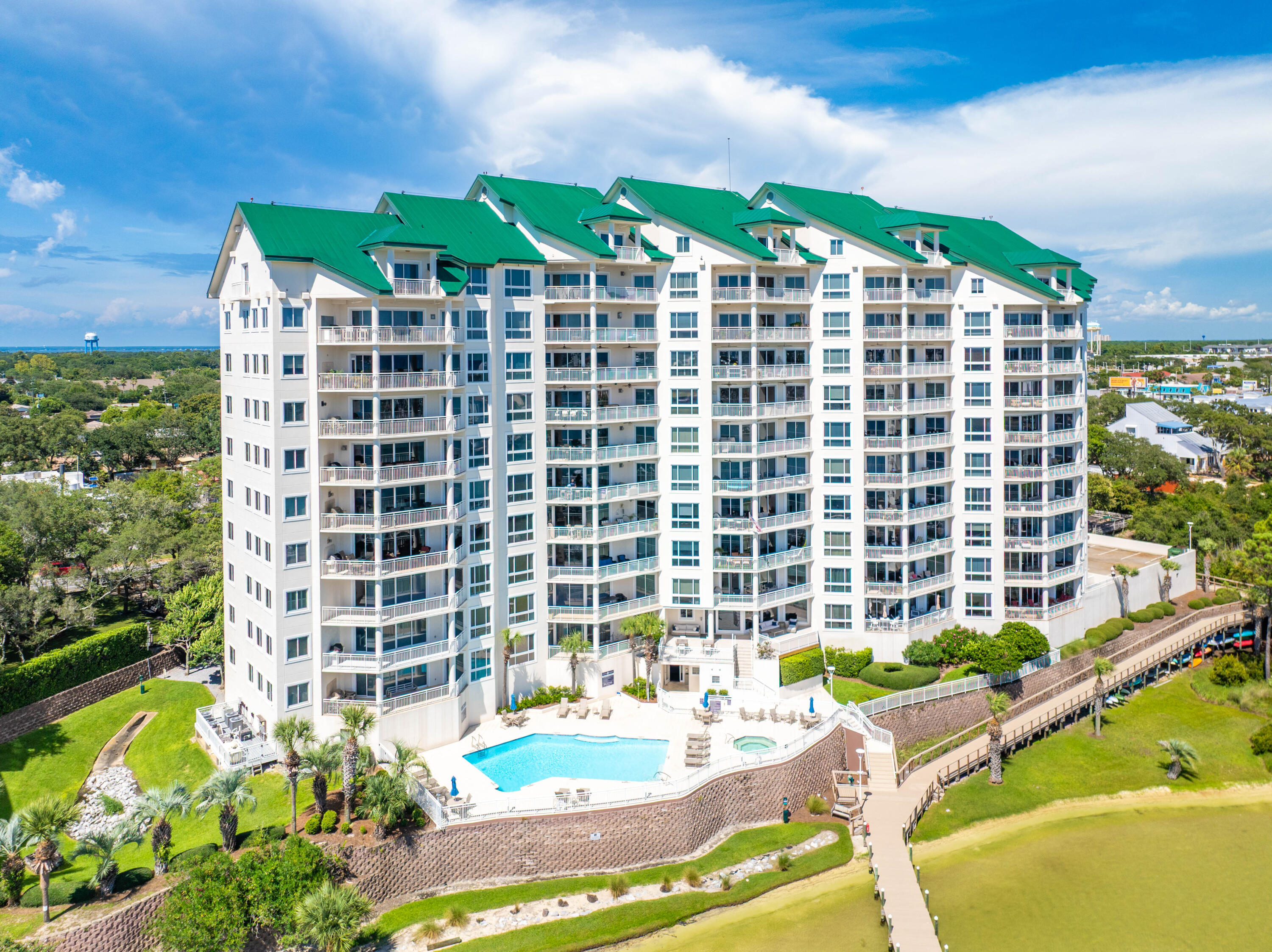 GRAND HARBOR - Residential