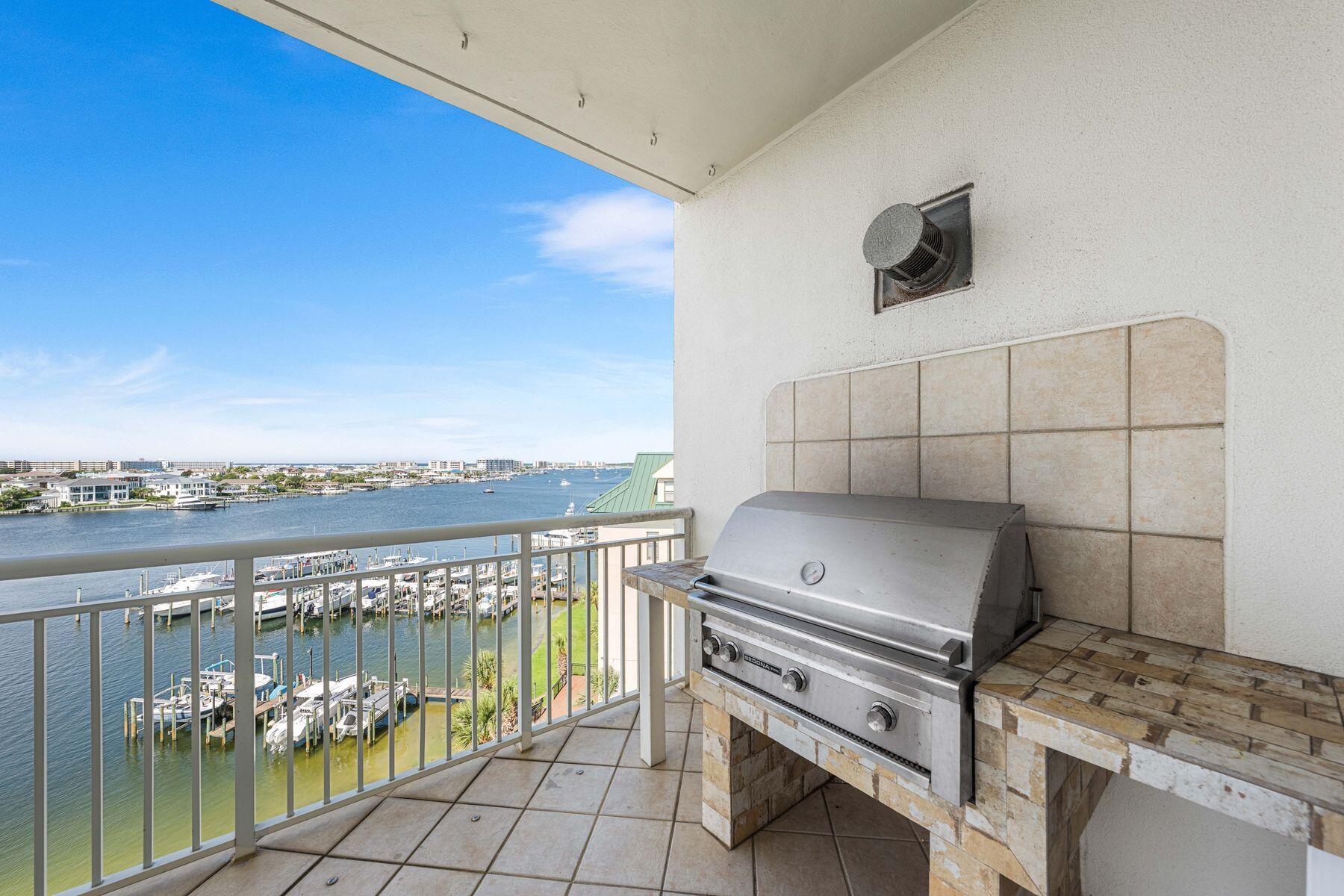 GRAND HARBOR - Residential