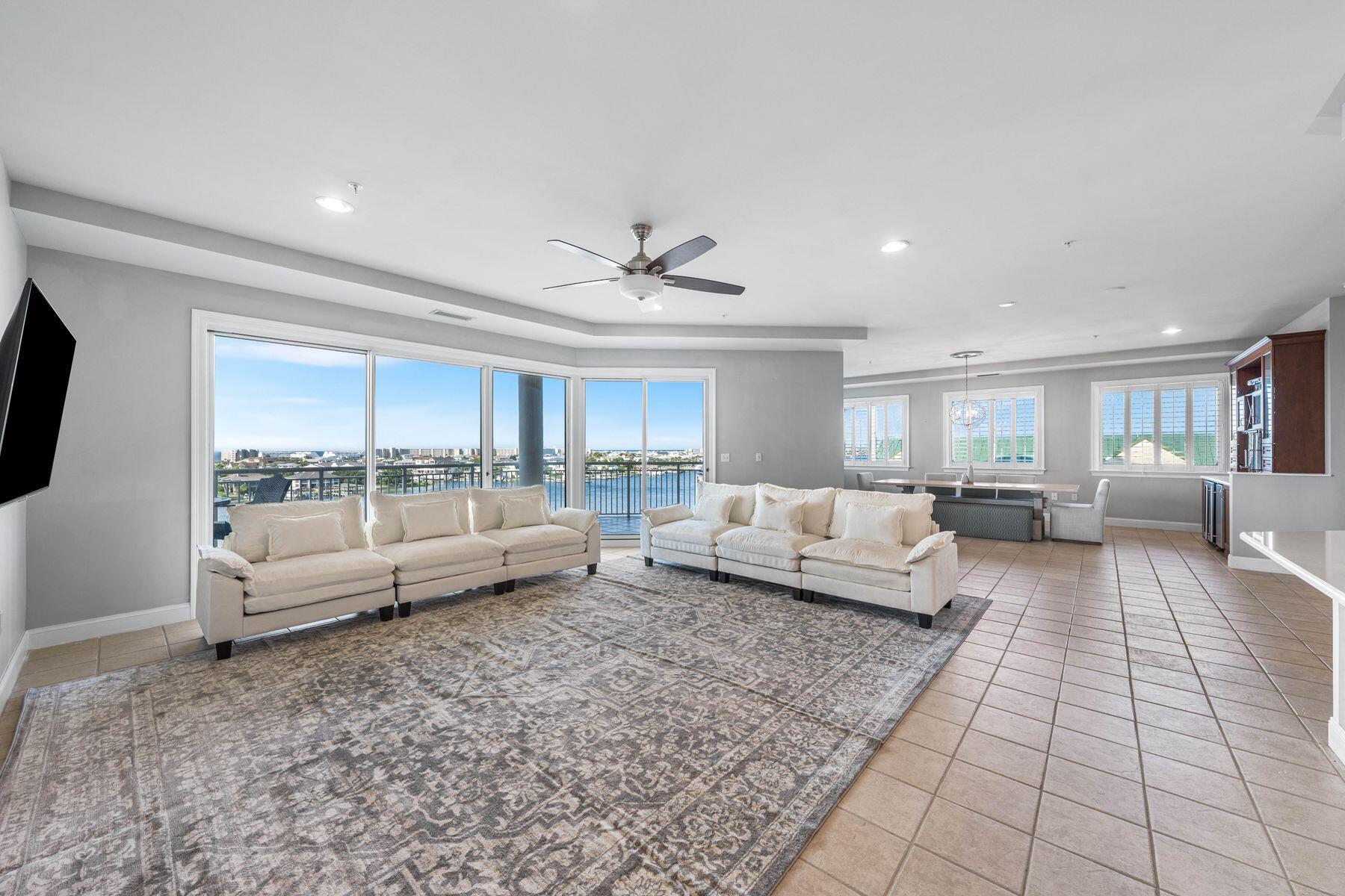 GRAND HARBOR - Residential