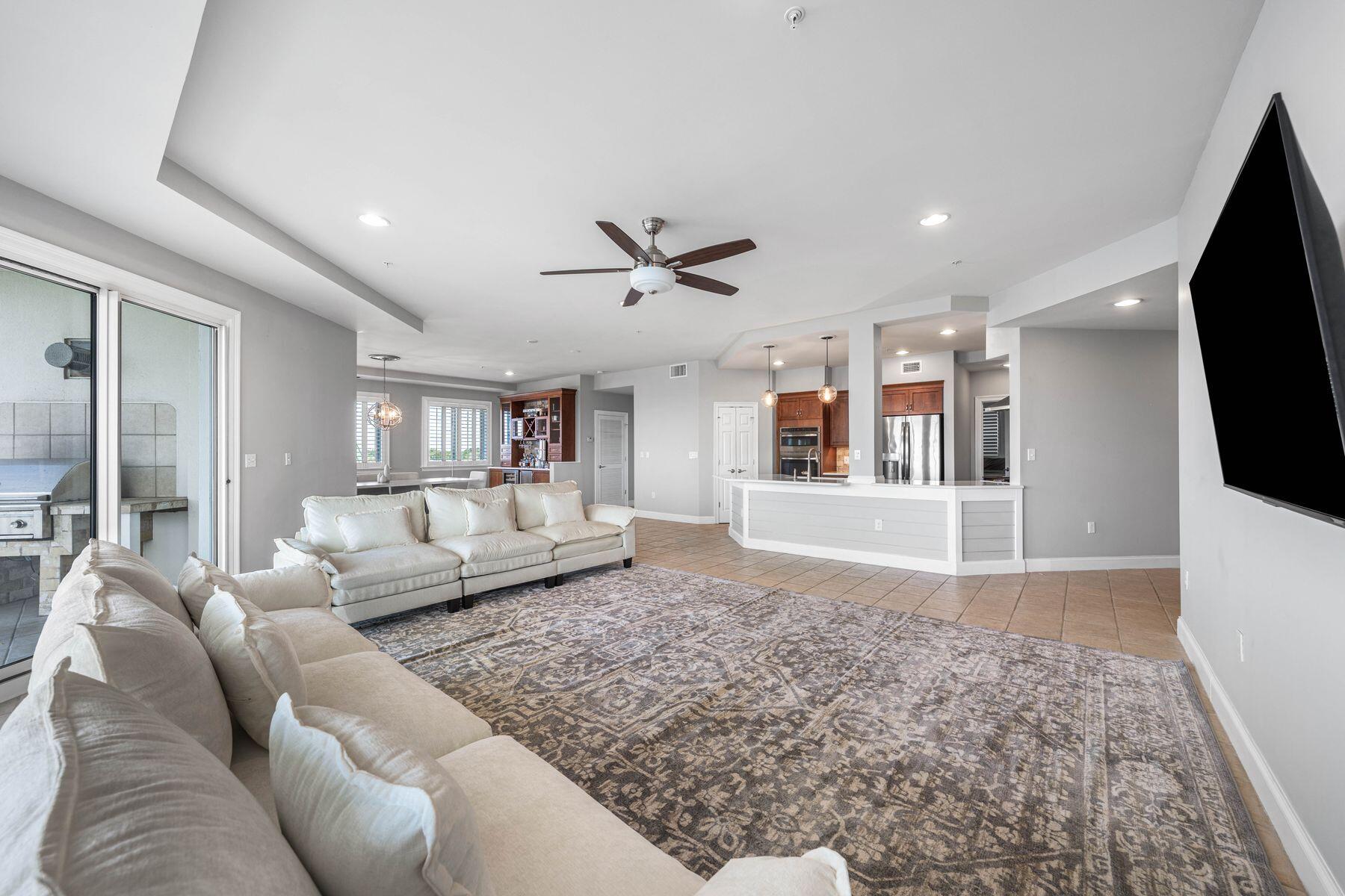 GRAND HARBOR - Residential