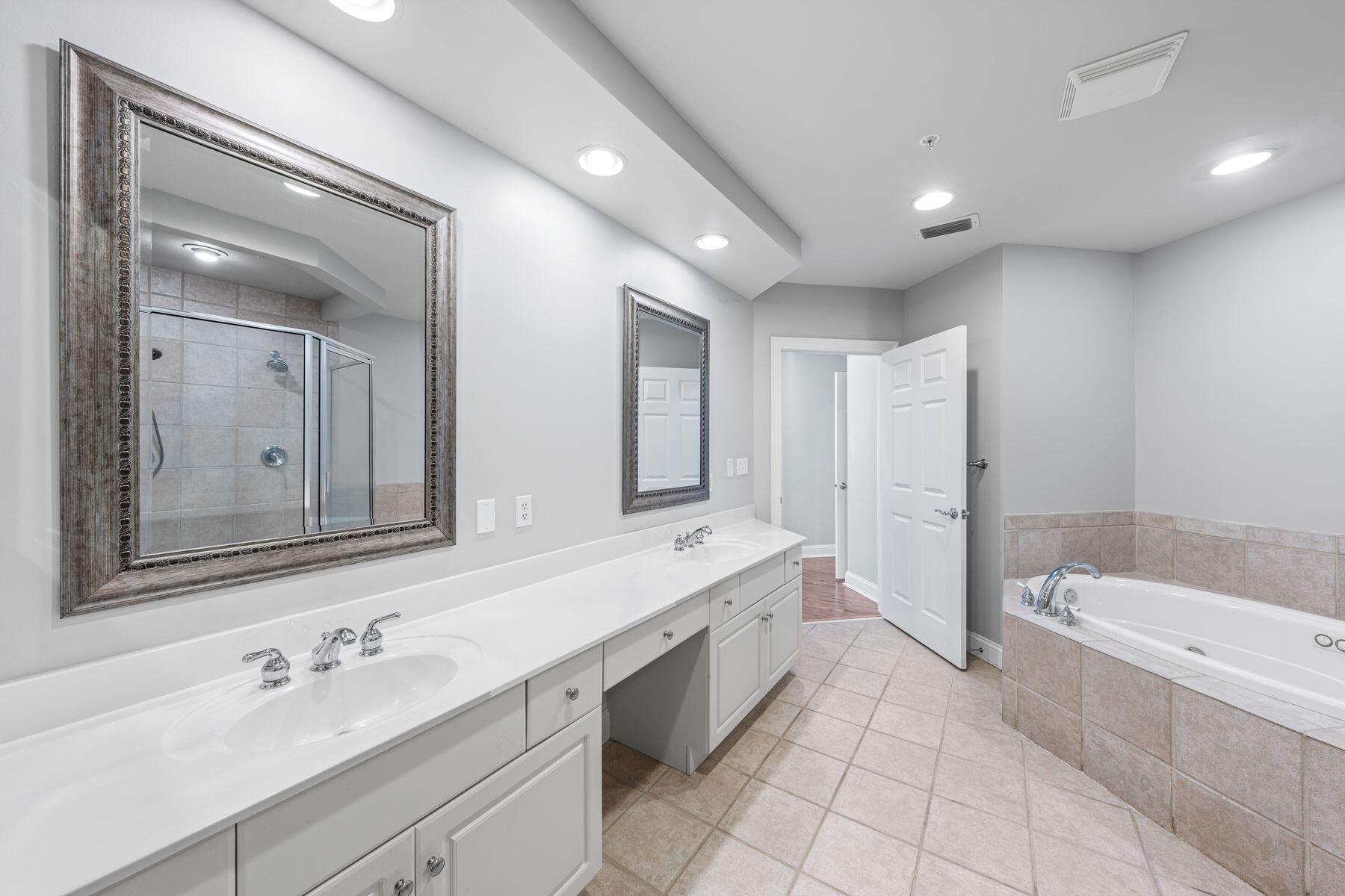 GRAND HARBOR - Residential