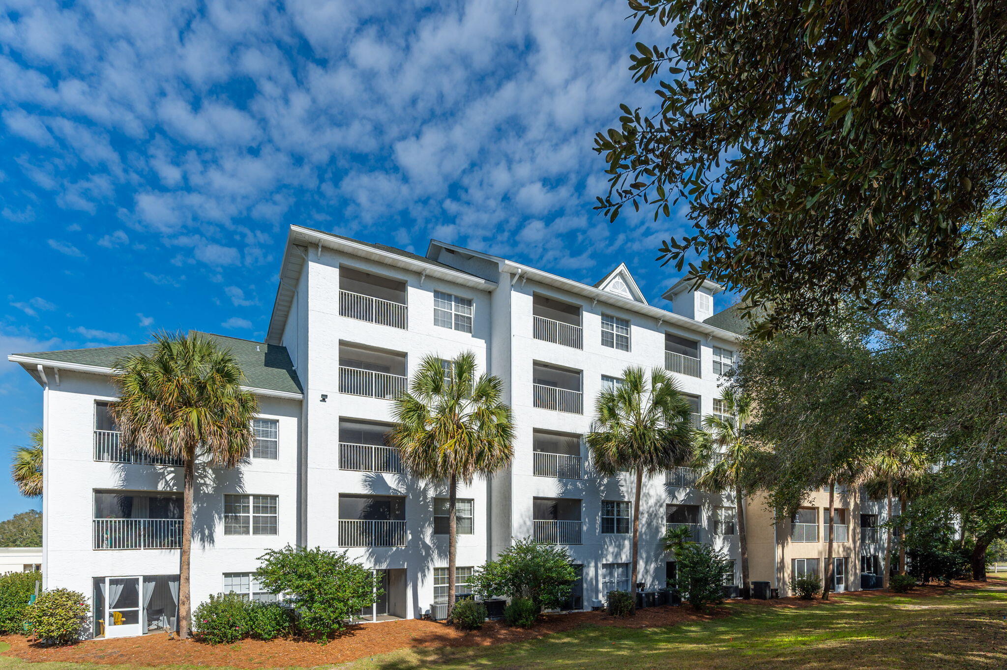 THE FLORIDA CLUB - Residential