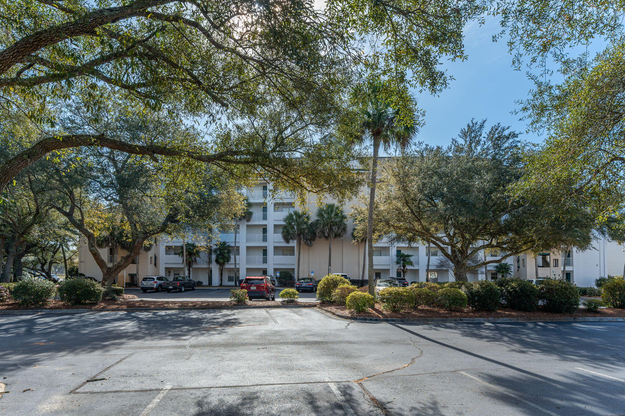 THE FLORIDA CLUB - Residential