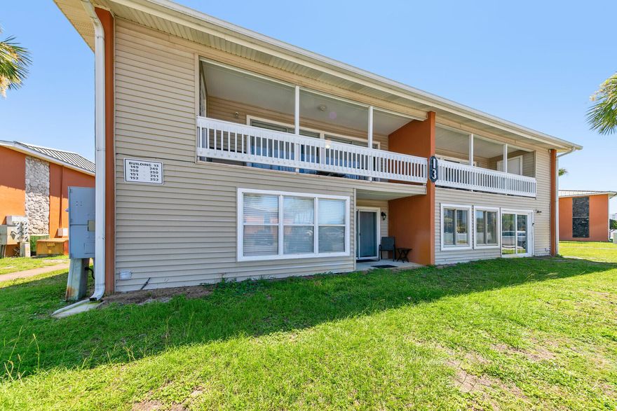 One bedroom condo with open style living room, breakfast-bar style seating, and kitchen with luxury vinyl plank flooring. Community amenities abound at Gulf Terrace. Enjoy the beauty of our large lake, or take dip in one of our three pools on a hot summer afternoon. With gazebos, green spaces, picnic areas and outdoor barbecues, you can rest and have fun without leaving the gated community. Centrally located for attractions around Destin.