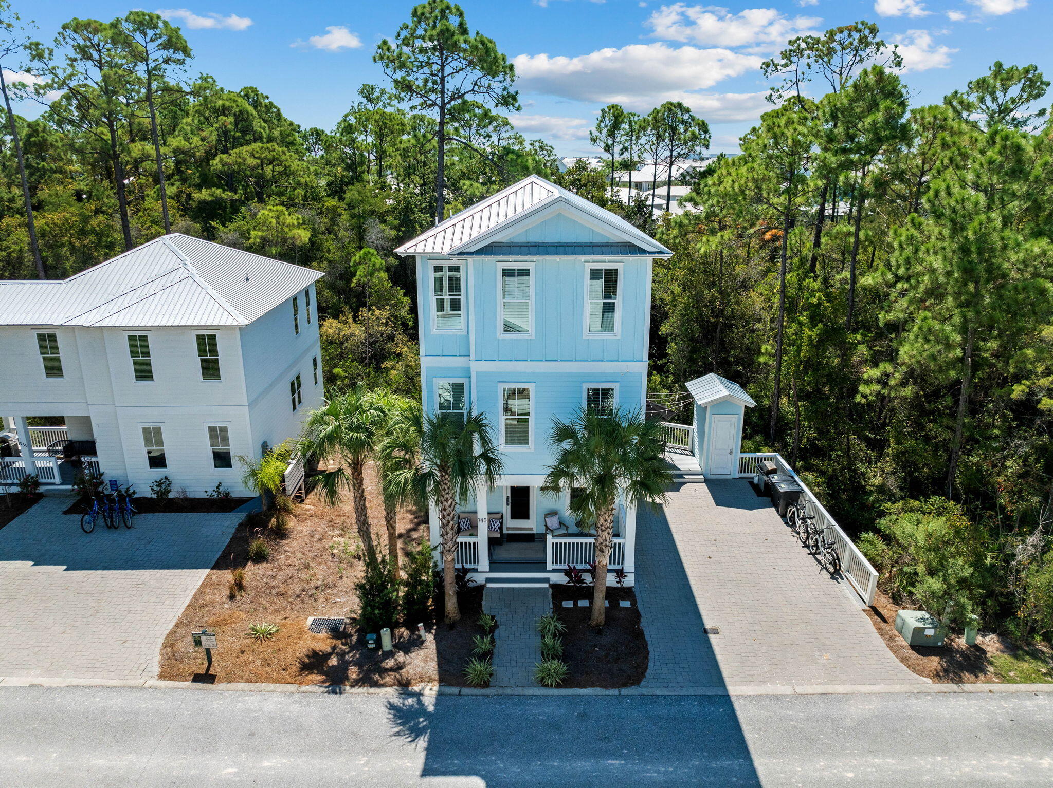 TREETOP VILLAGE - Residential