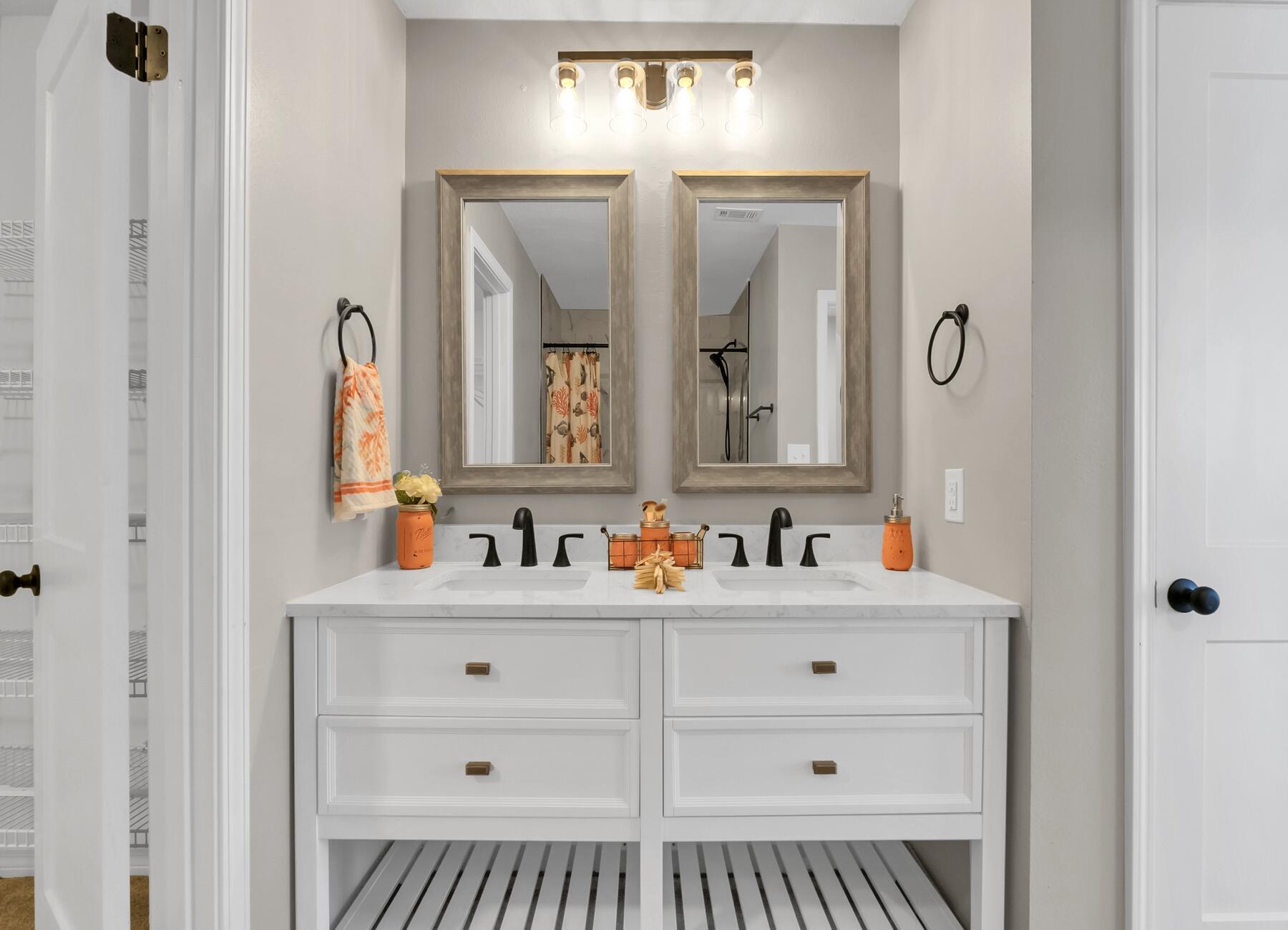 WINDMILL TERRACE - Residential