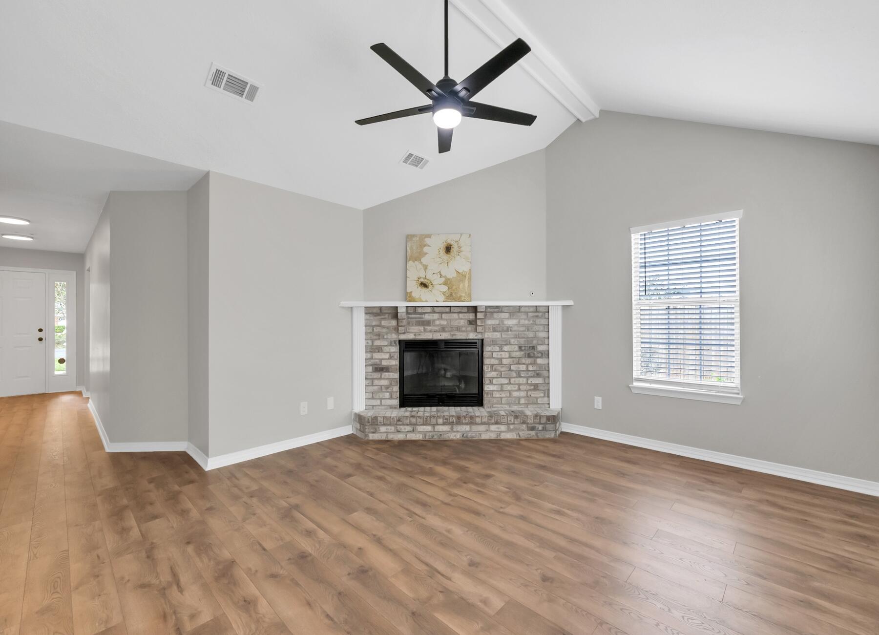 WINDMILL TERRACE - Residential