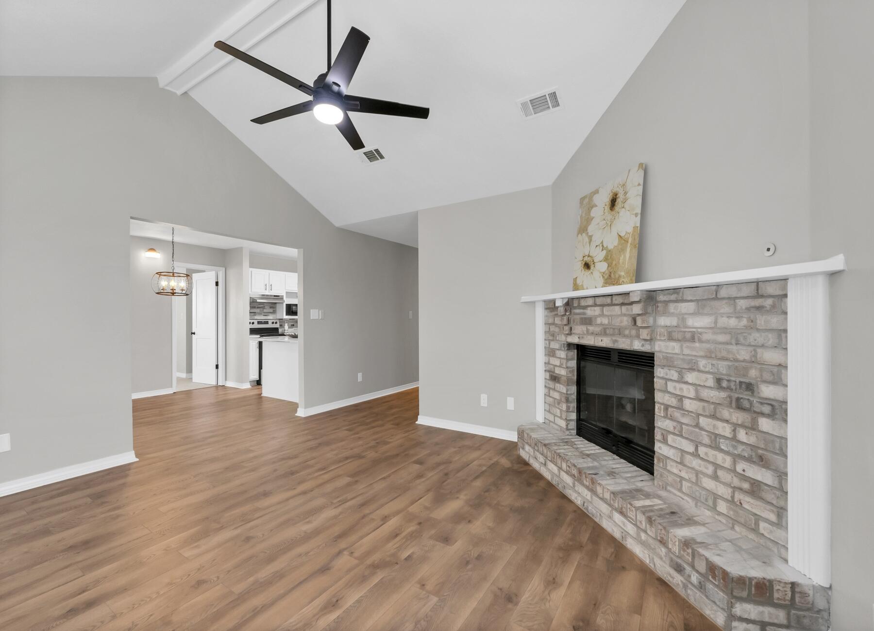 WINDMILL TERRACE - Residential