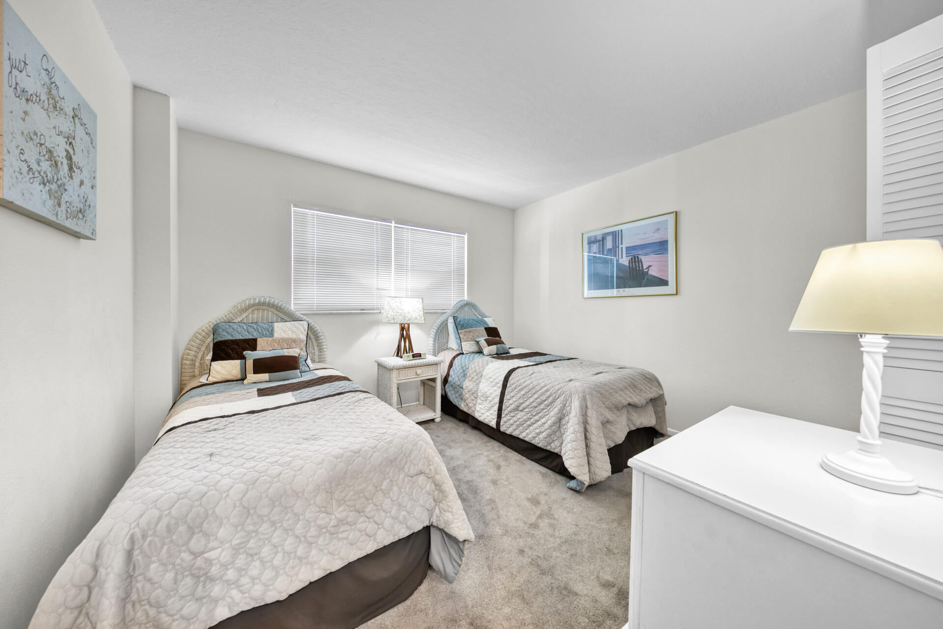 EL MATADOR CONDO - Residential