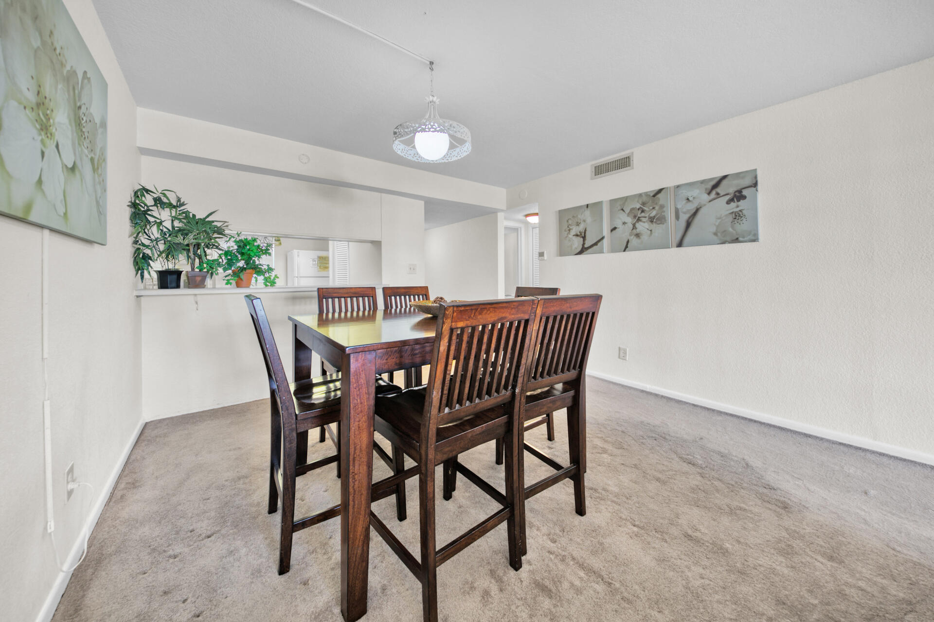 EL MATADOR CONDO - Residential